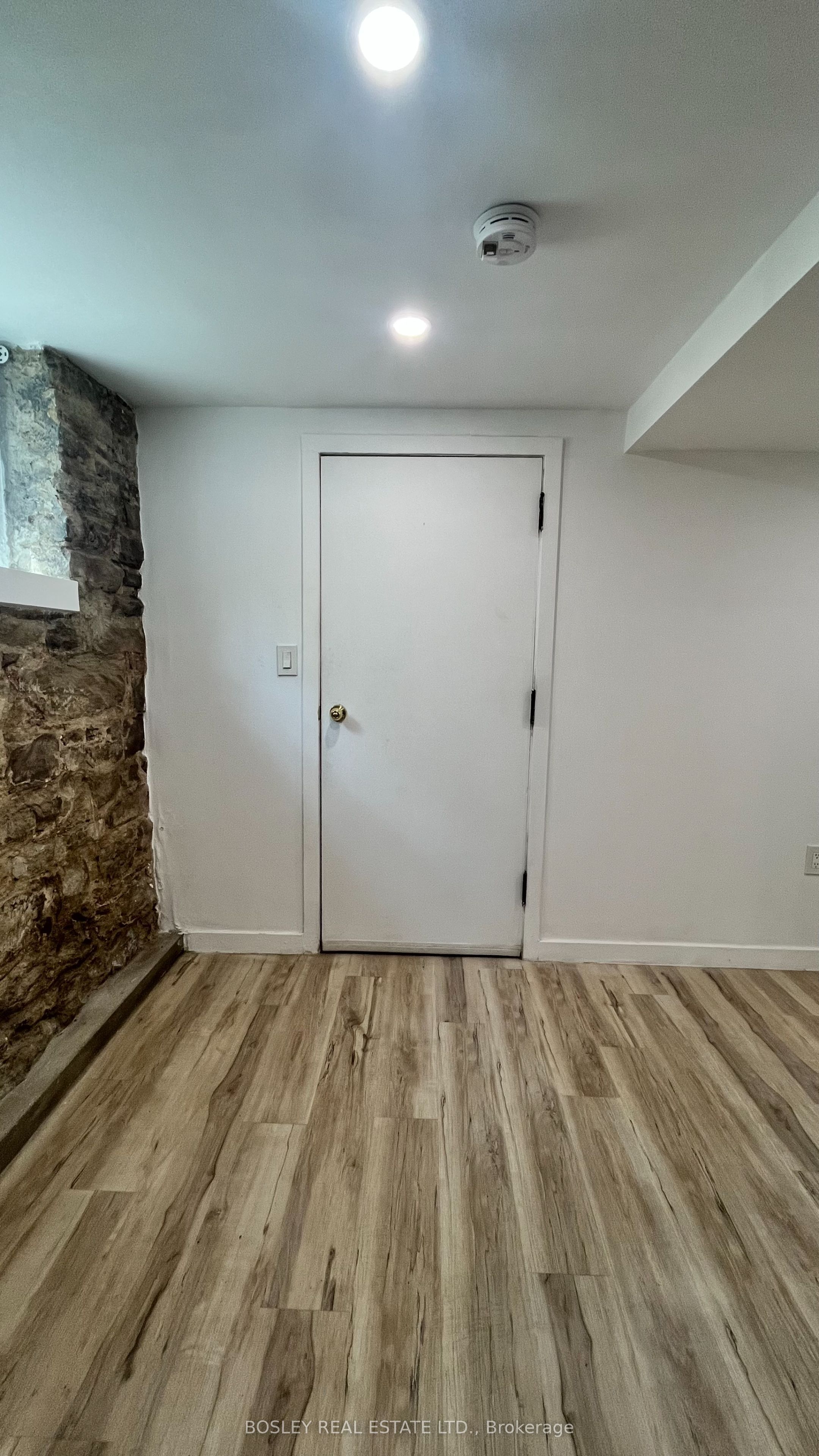 178 High Park Avenue Basement 2, Toronto, ON M6P 2S4 photo 3