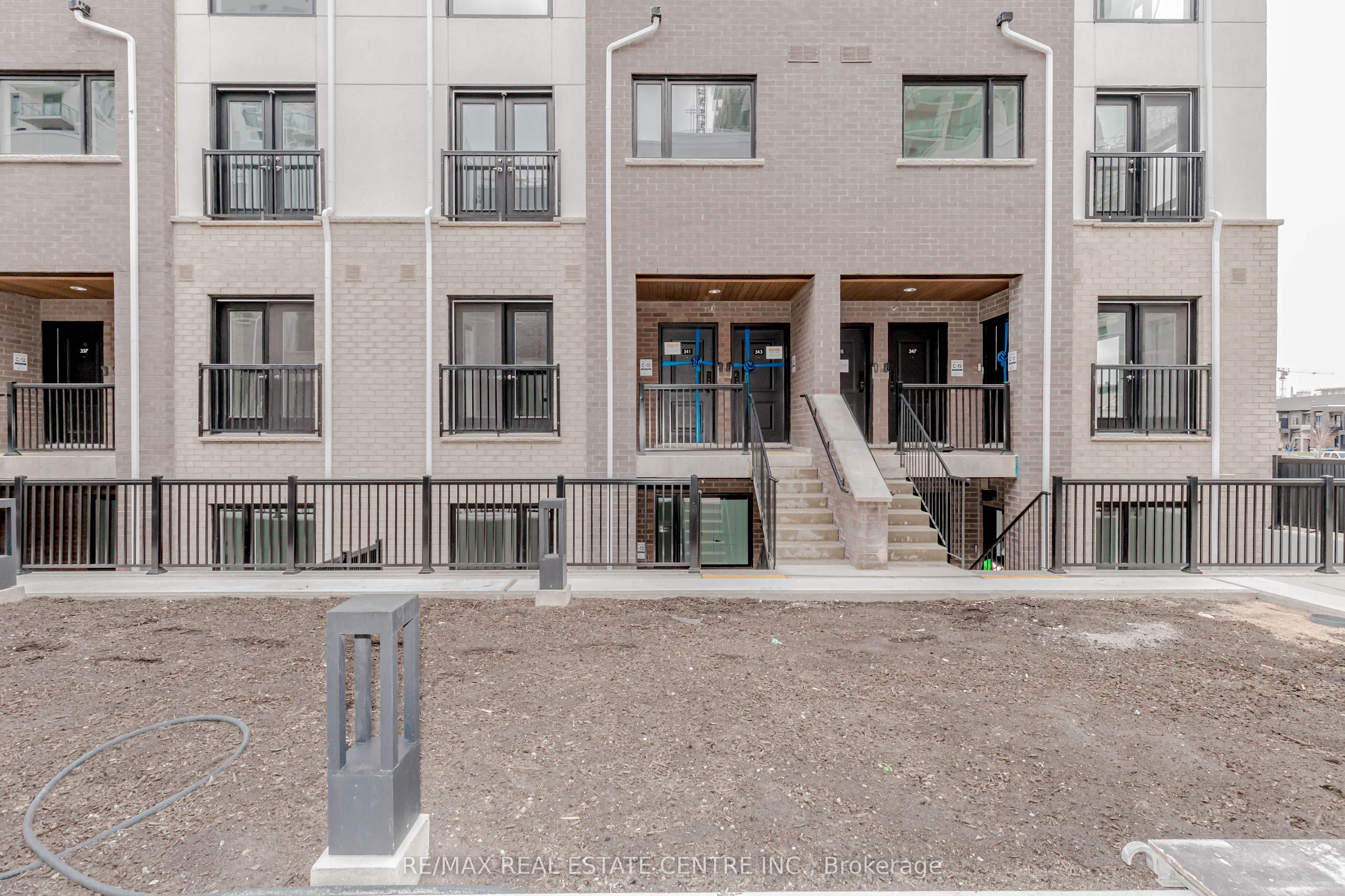 349 Wheat Boom Drive 121, Oakville, ON L6H 7X5 photo 5