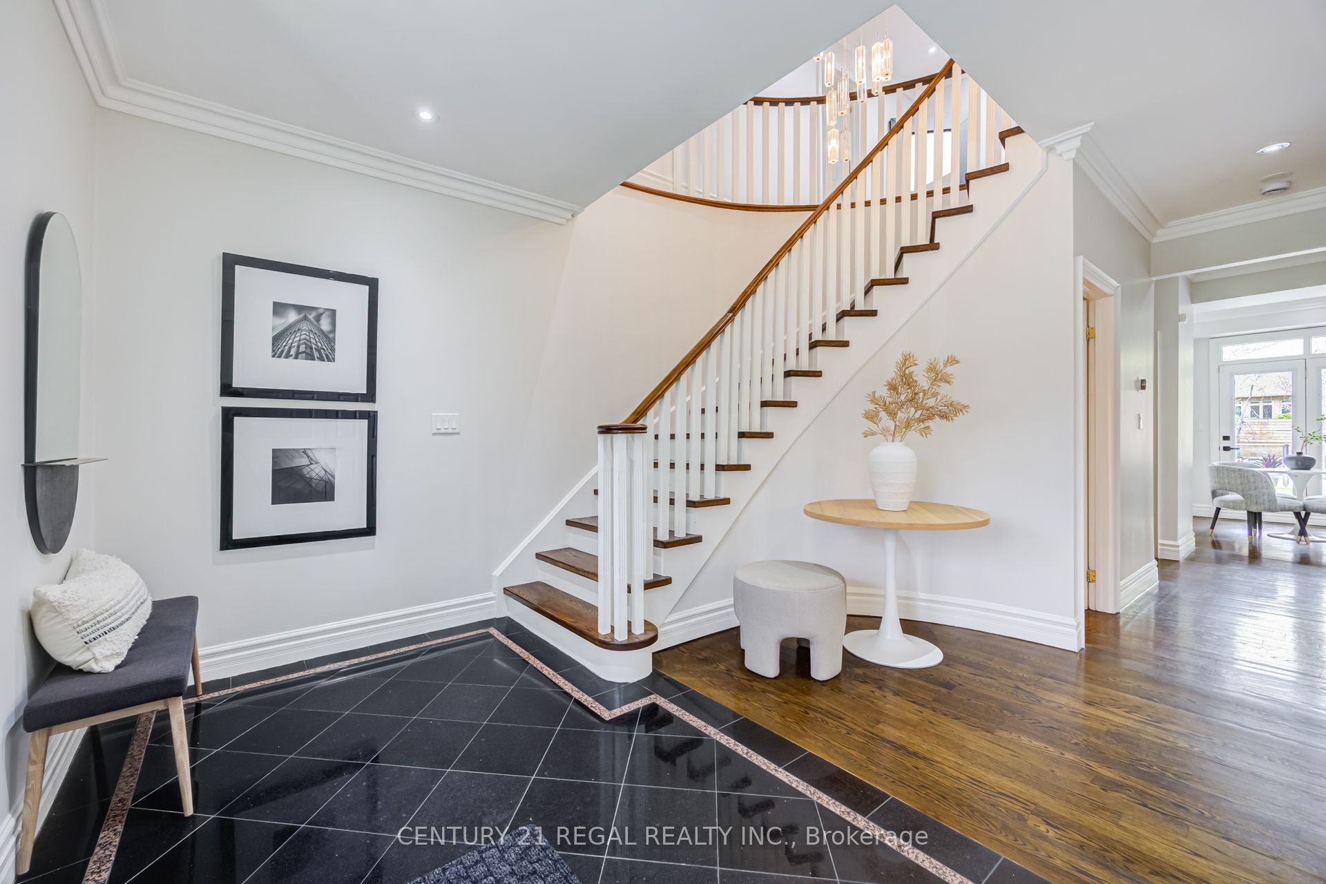 38 Mattice Road, Toronto, ON M9A 1E6 photo 2