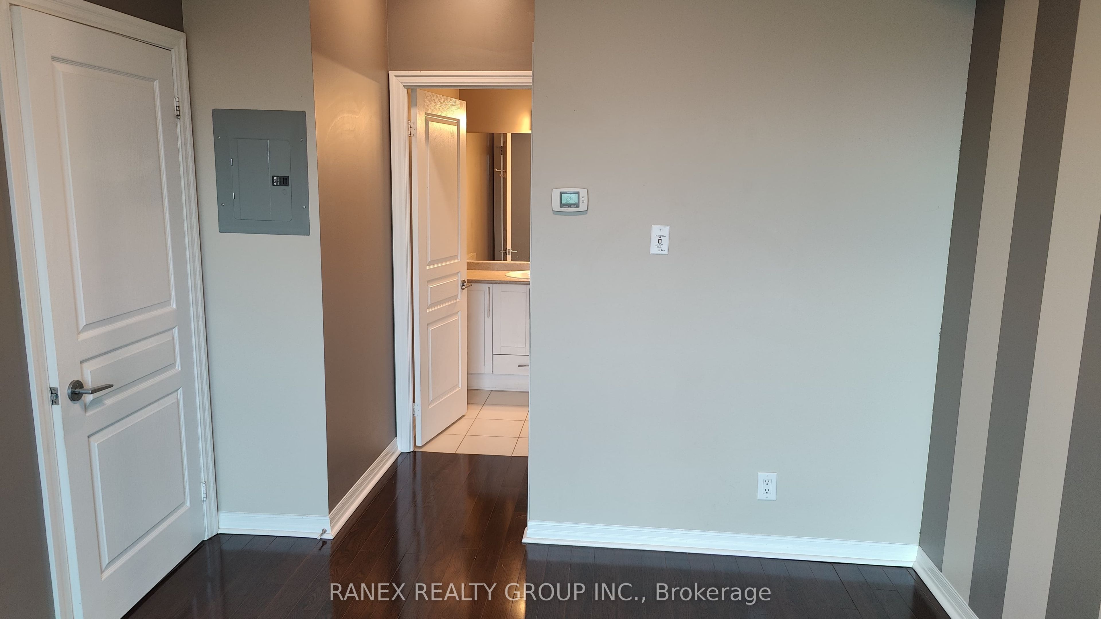 3515 Kariya Drive 1006, Mississauga, ON L5B 0C1 photo 5