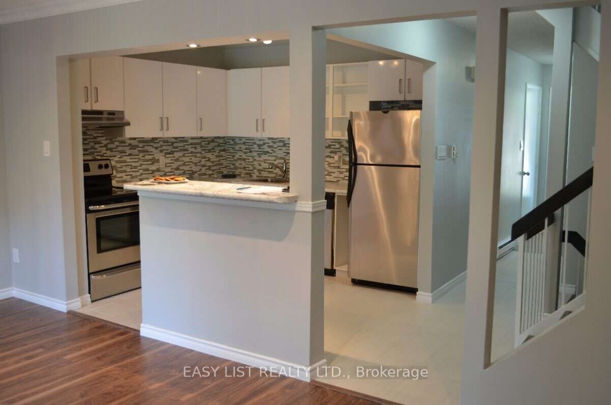5525 Montevideo Road C, Mississauga, ON L5N 3S3 photo 5