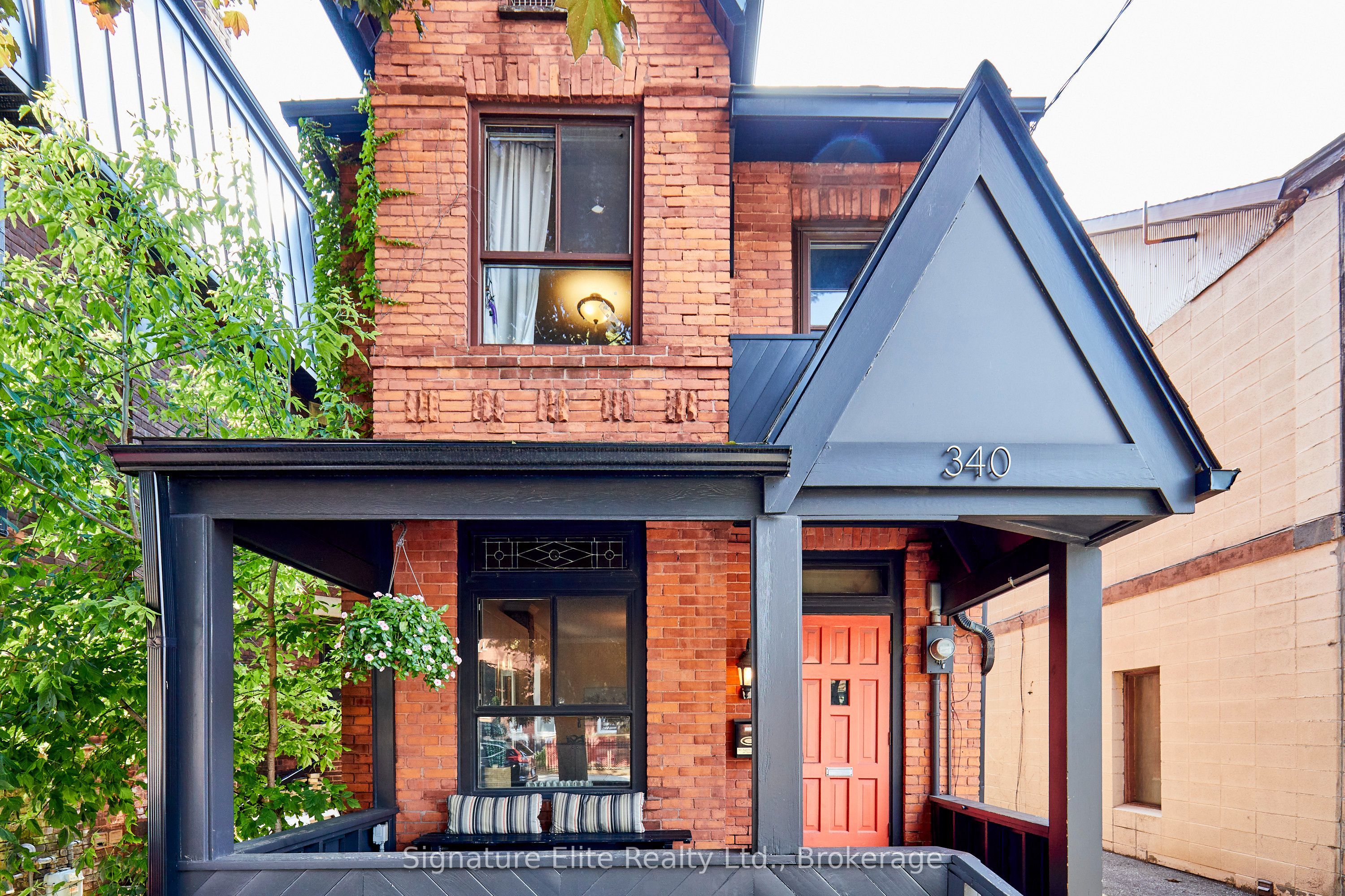 340 Pacific Avenue 1, Toronto, ON M6P 2R1