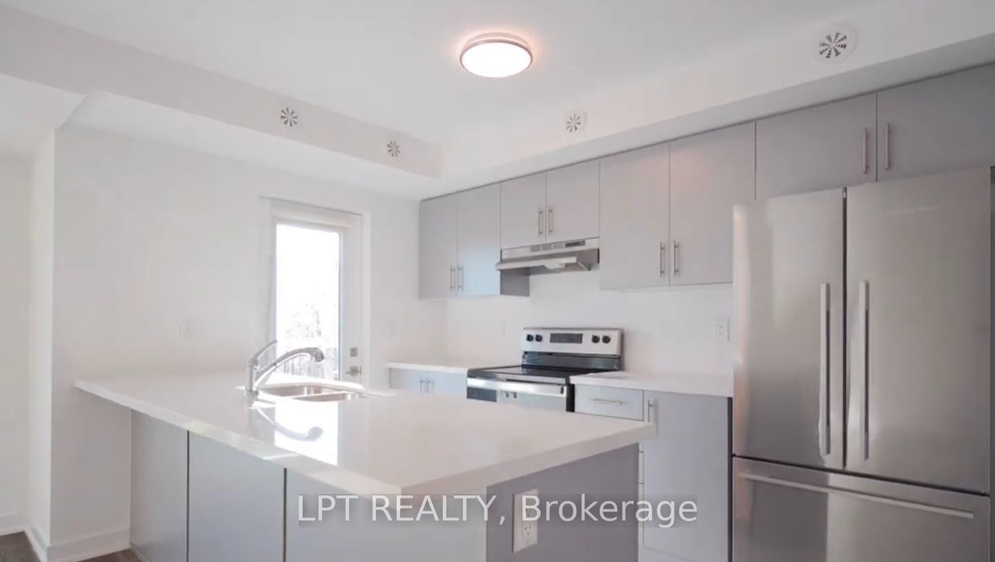 165 Veterans Drive, Brampton, ON L7A 5L2 photo 3