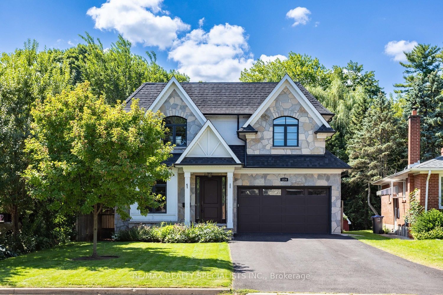 1534 Trotwood Avenue, Mississauga, ON L5G 3Z9 photo 3