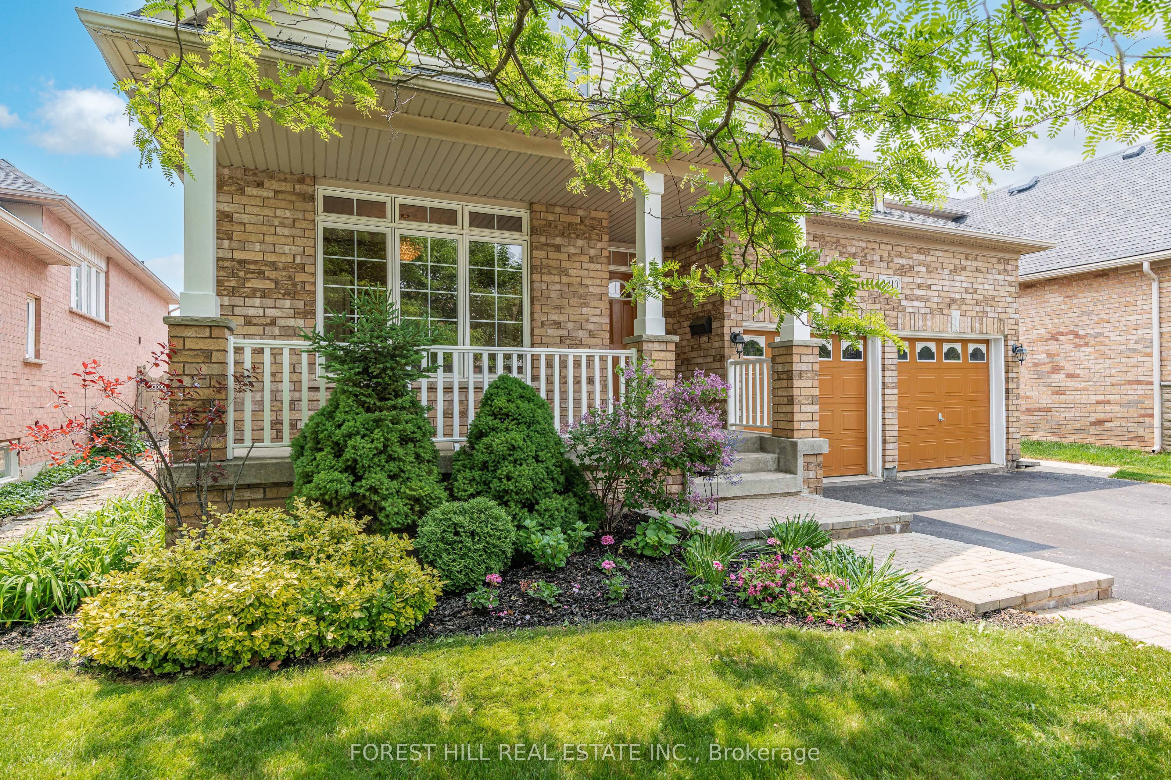 2210 Tiger Road, Burlington, ON L7M 4W9 photo 2