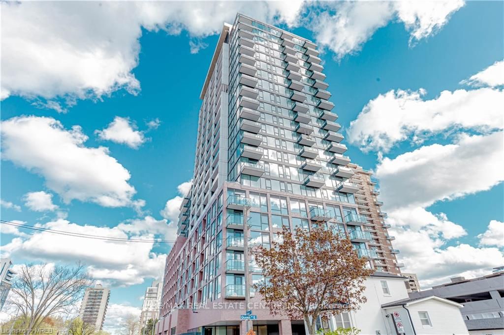 28 Ann Street 310, Mississauga, ON M3C 0H5