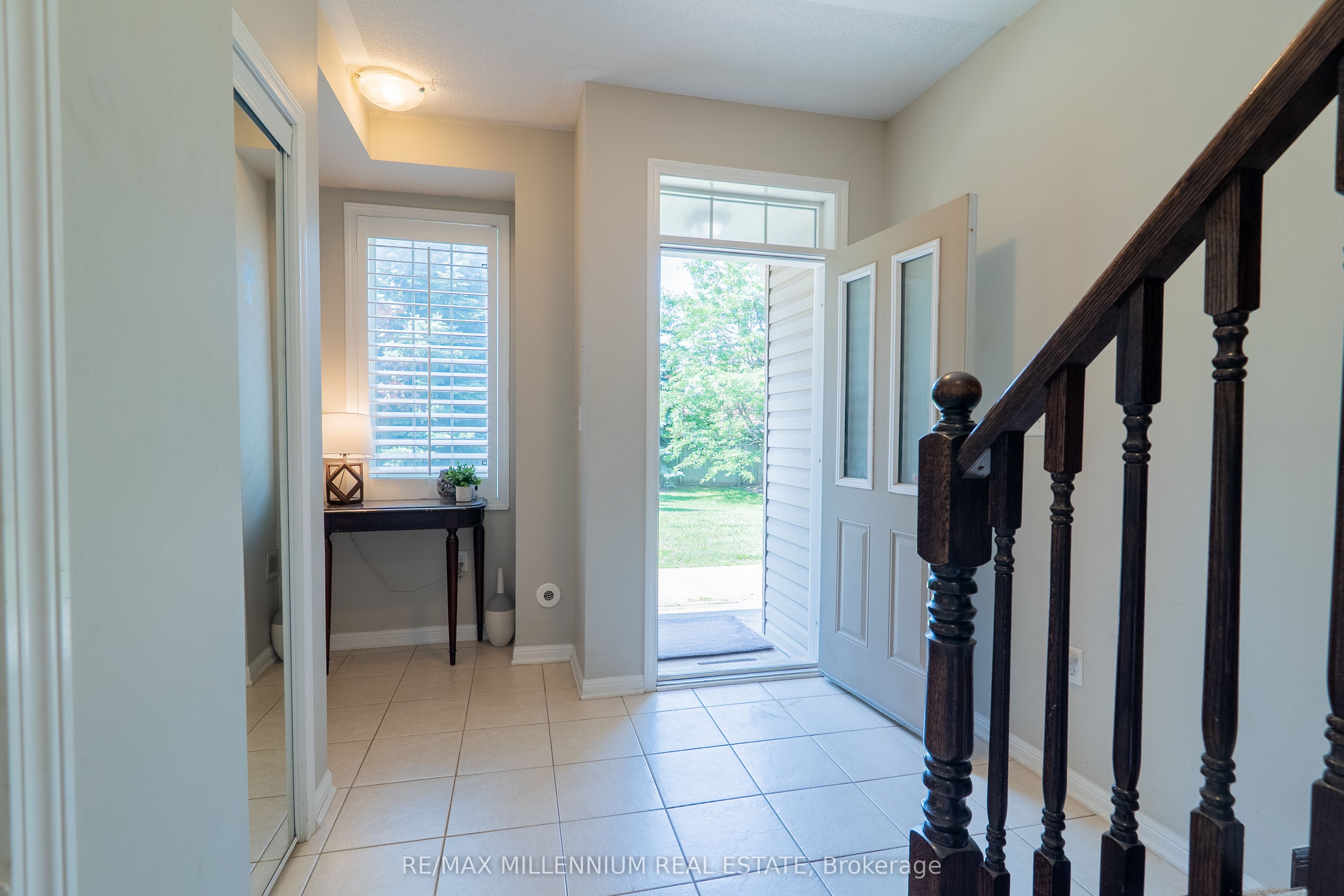 2614 Dashwood Drive 17, Oakville, ON L6M 0K5 photo 2