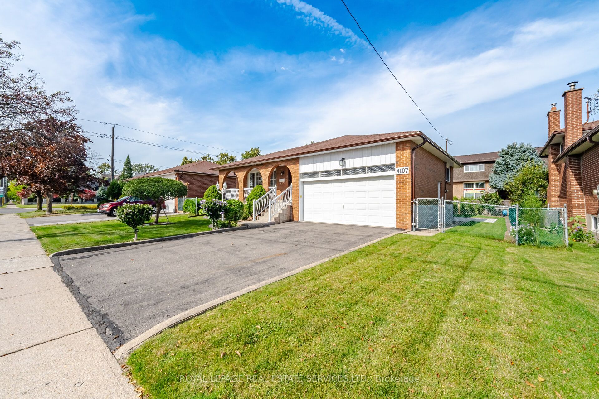 4107 Wilcox Road, Mississauga, ON L4Z 1B8 photo 2