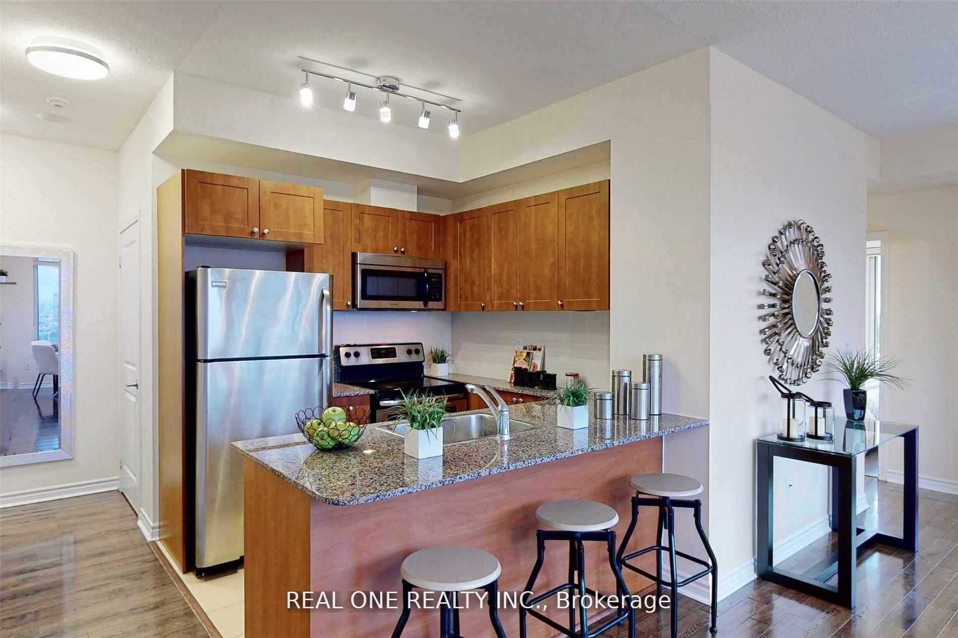 385 Prince Of Wales Drive 1311, Mississauga, ON L5B 0C6 photo 5