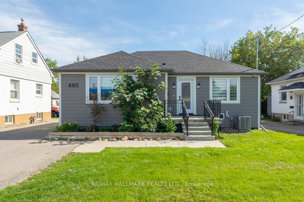 485 Evans Avenue, Toronto, ON M8W 2V2