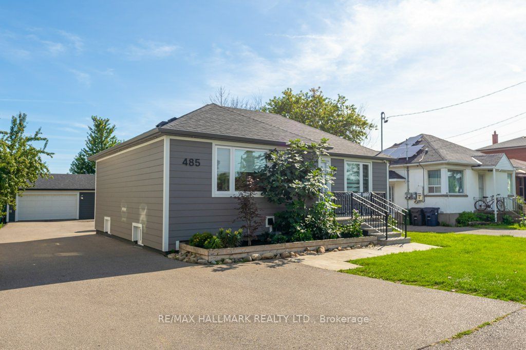 485 Evans Avenue, Toronto, ON M8W 2V2 photo 2