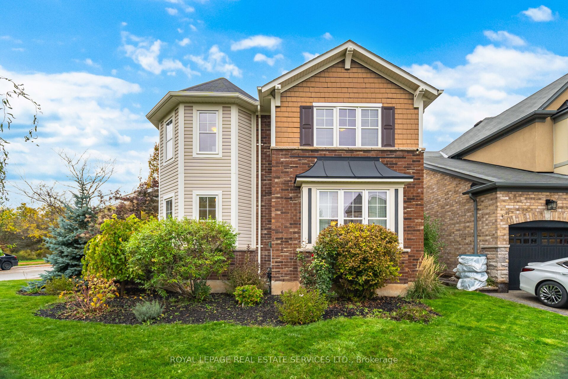 444 Coombs Court, Milton, ON L9T 7N5 photo 3