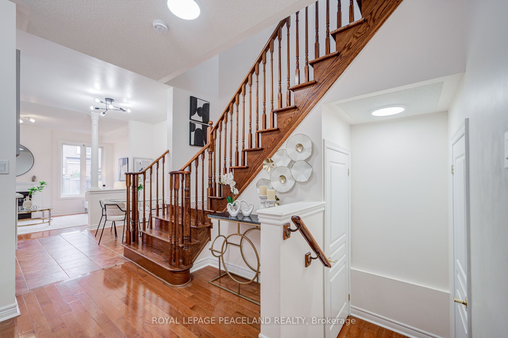 3074 Doyle Street, Mississauga, ON L5M 0M9 photo 2