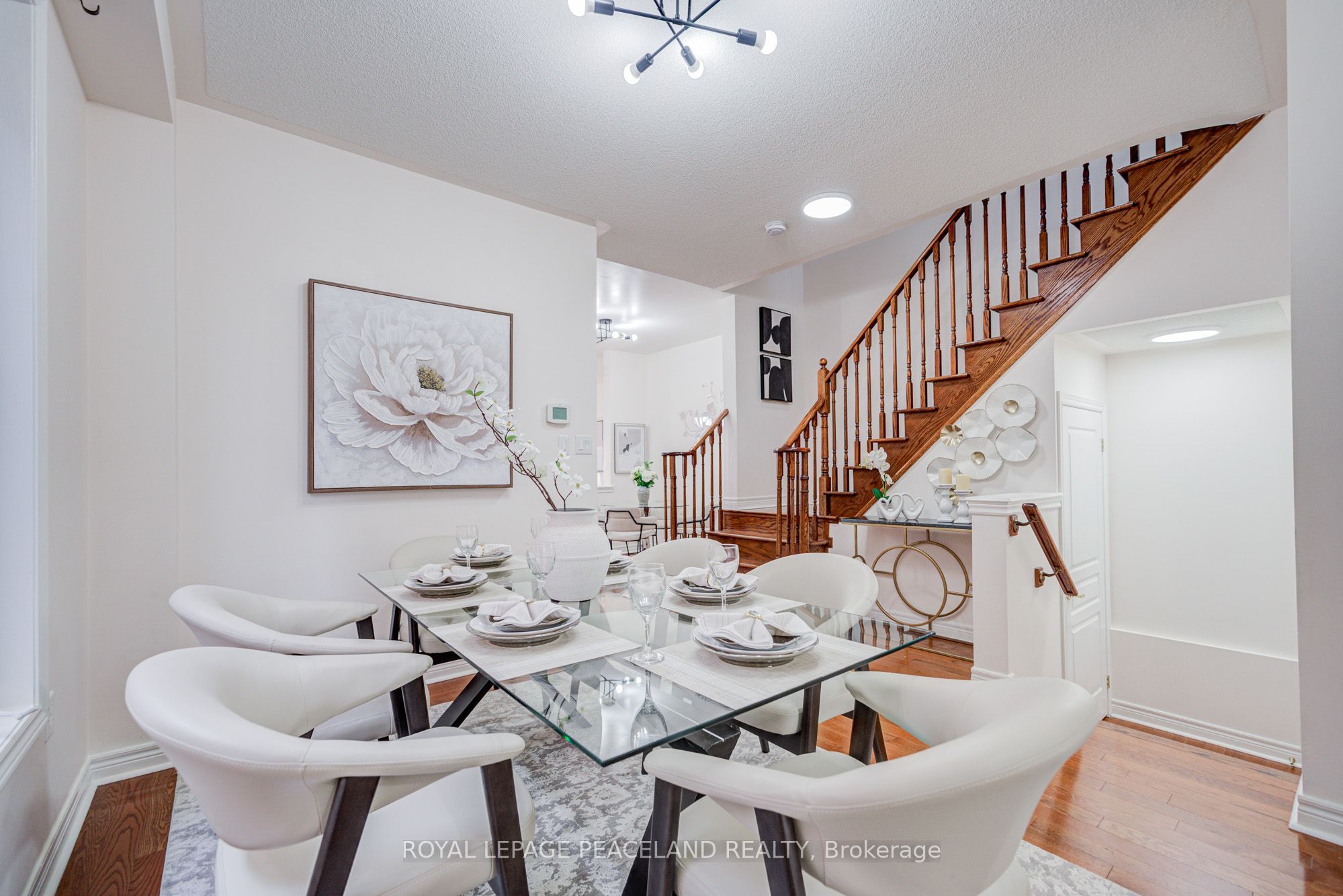 3074 Doyle Street, Mississauga, ON L5M 0M9 photo 3