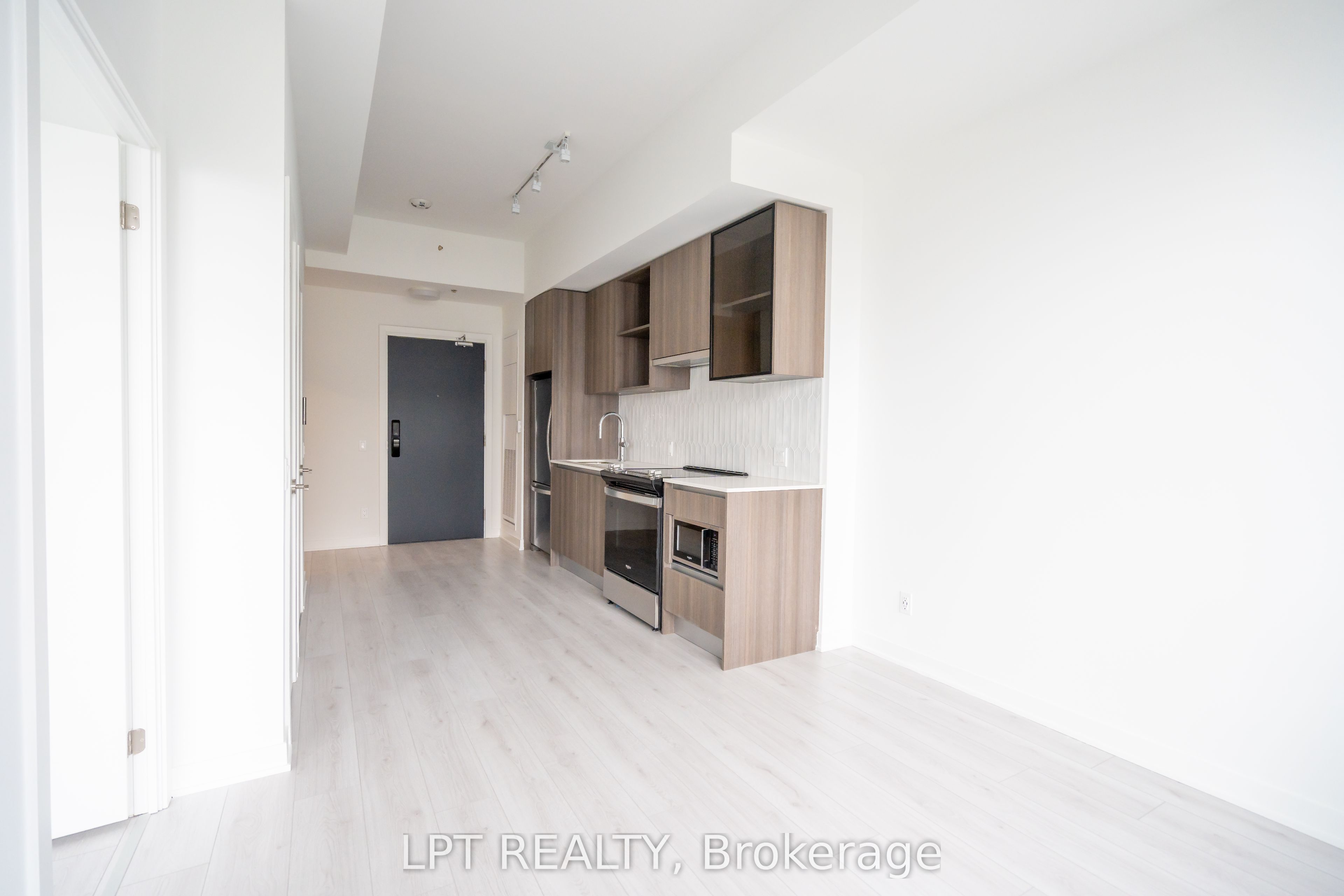 405 Dundas Street W LPH12, Oakville, ON L6M 5P9 photo 5
