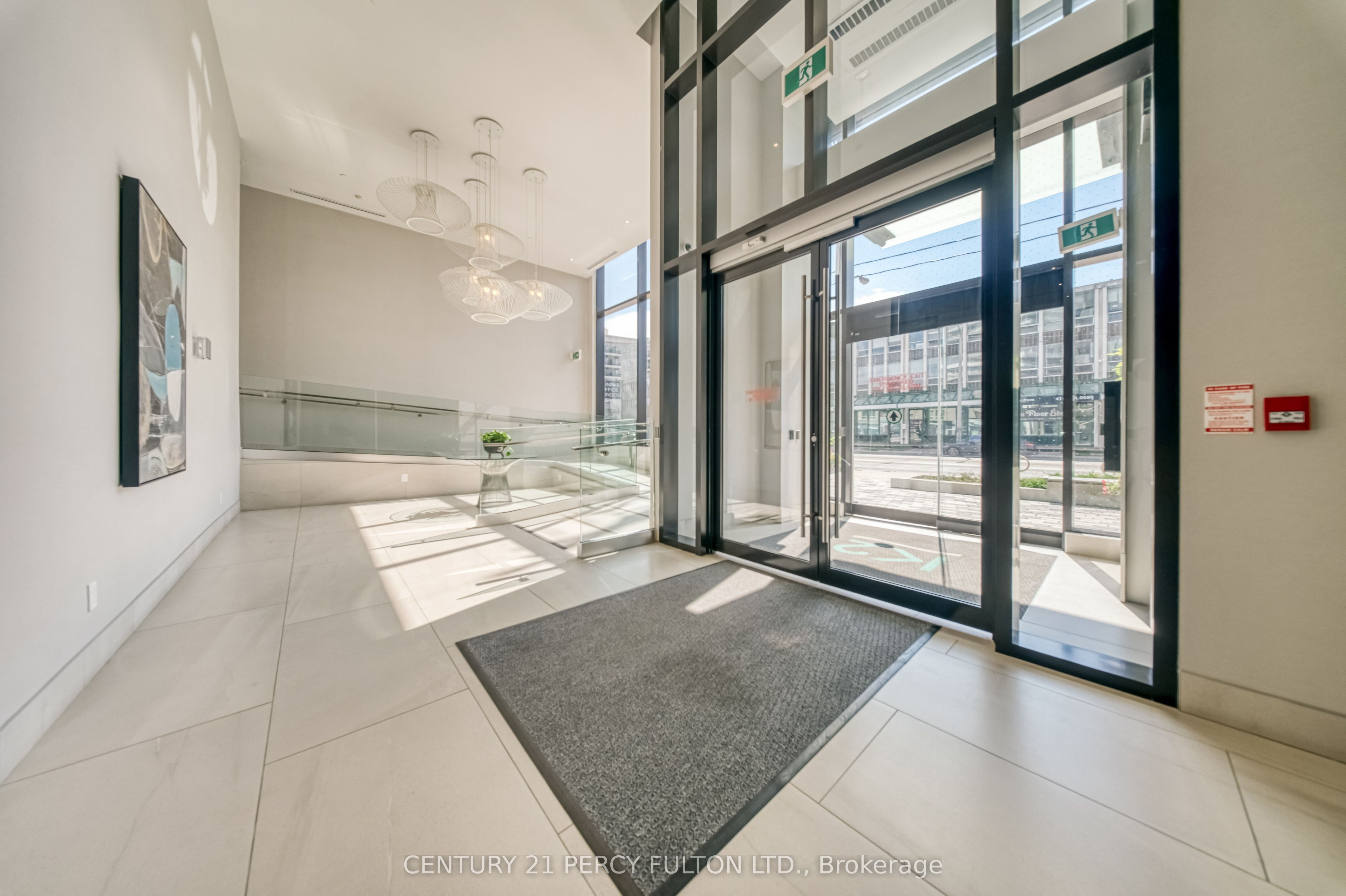 4208 Dundas Street W 411, Toronto, ON M8X 0B1 photo 2