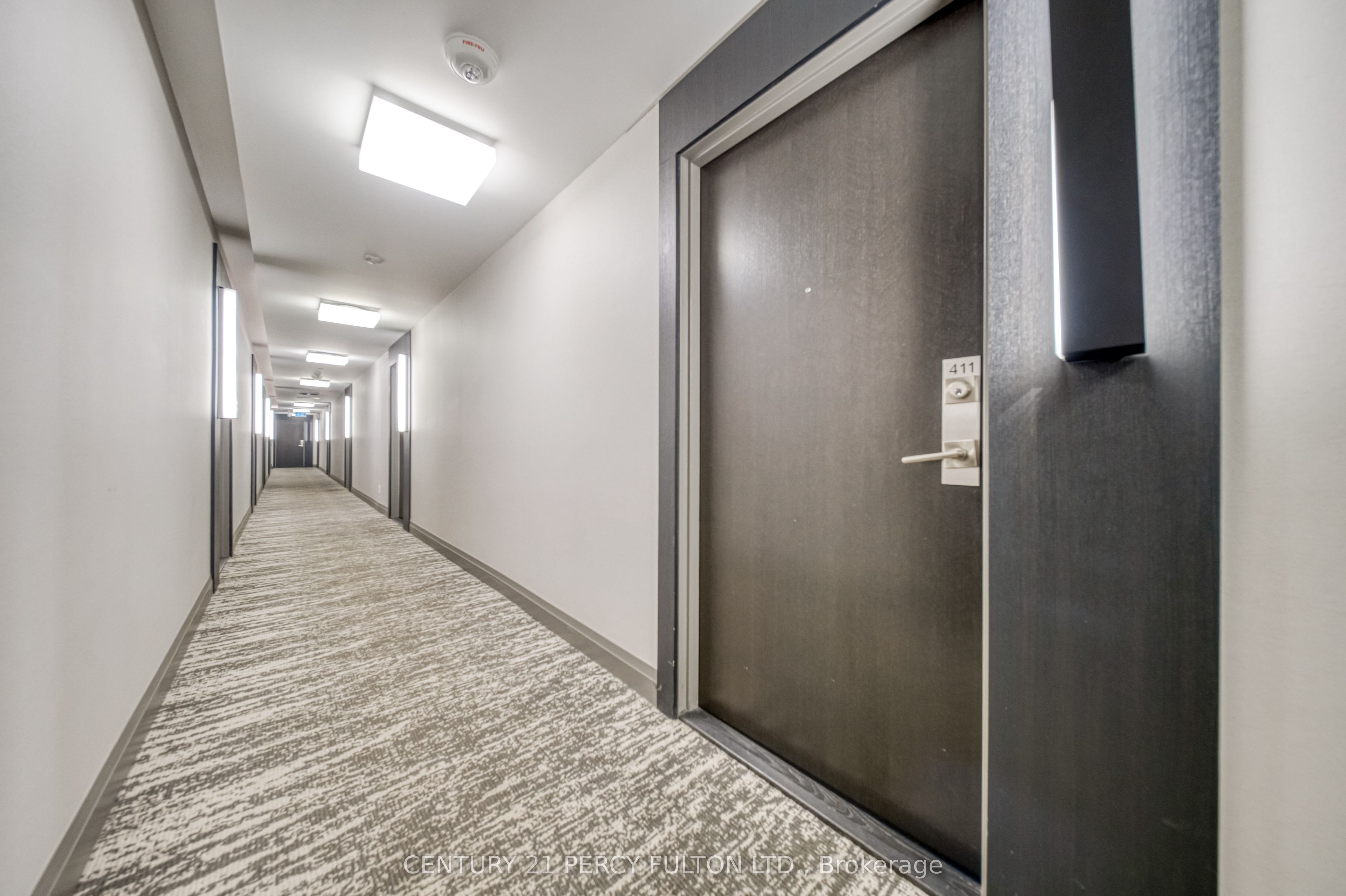 4208 Dundas Street W 411, Toronto, ON M8X 0B1 photo 4