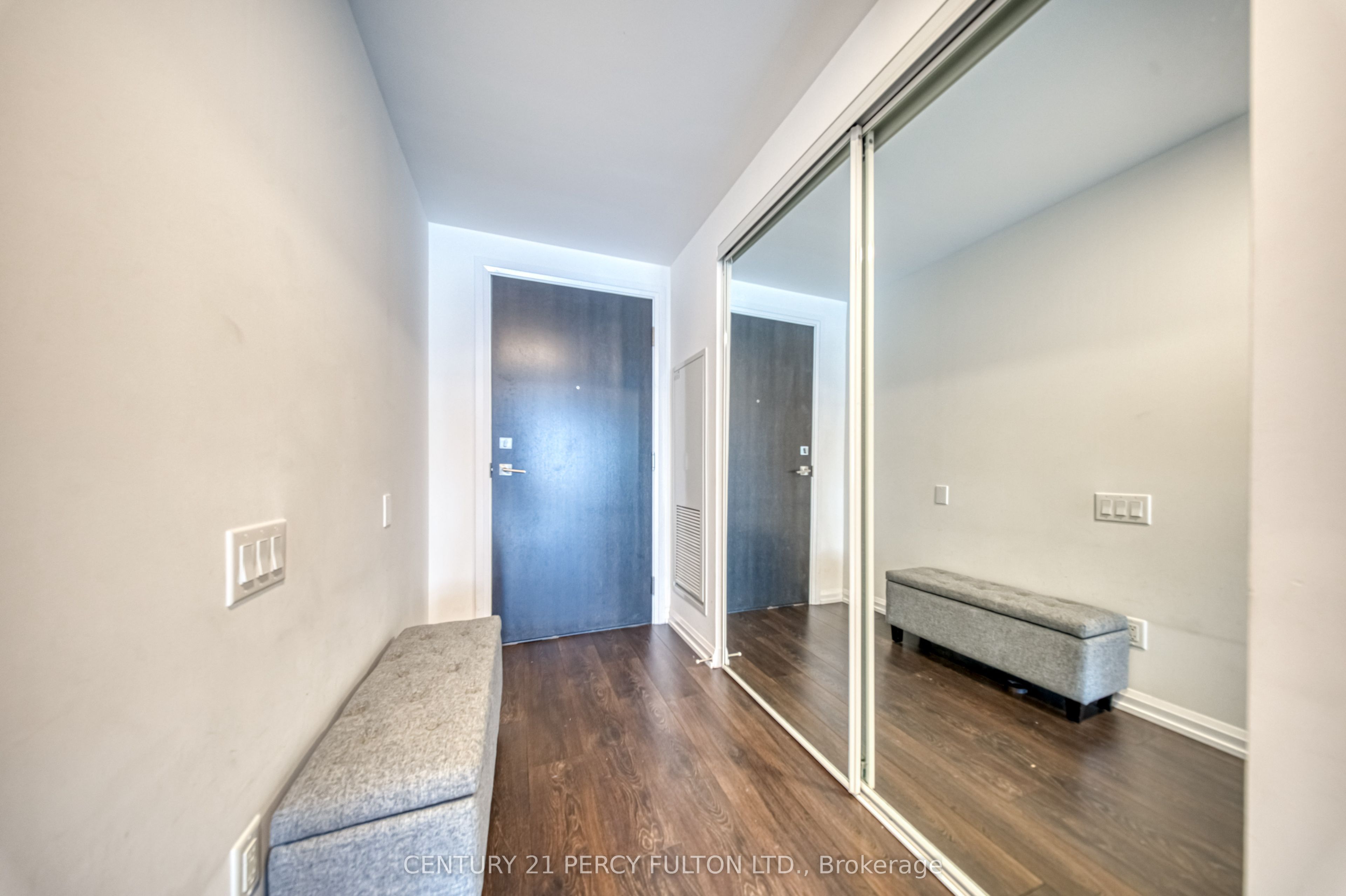 4208 Dundas Street W 411, Toronto, ON M8X 0B1 photo 5