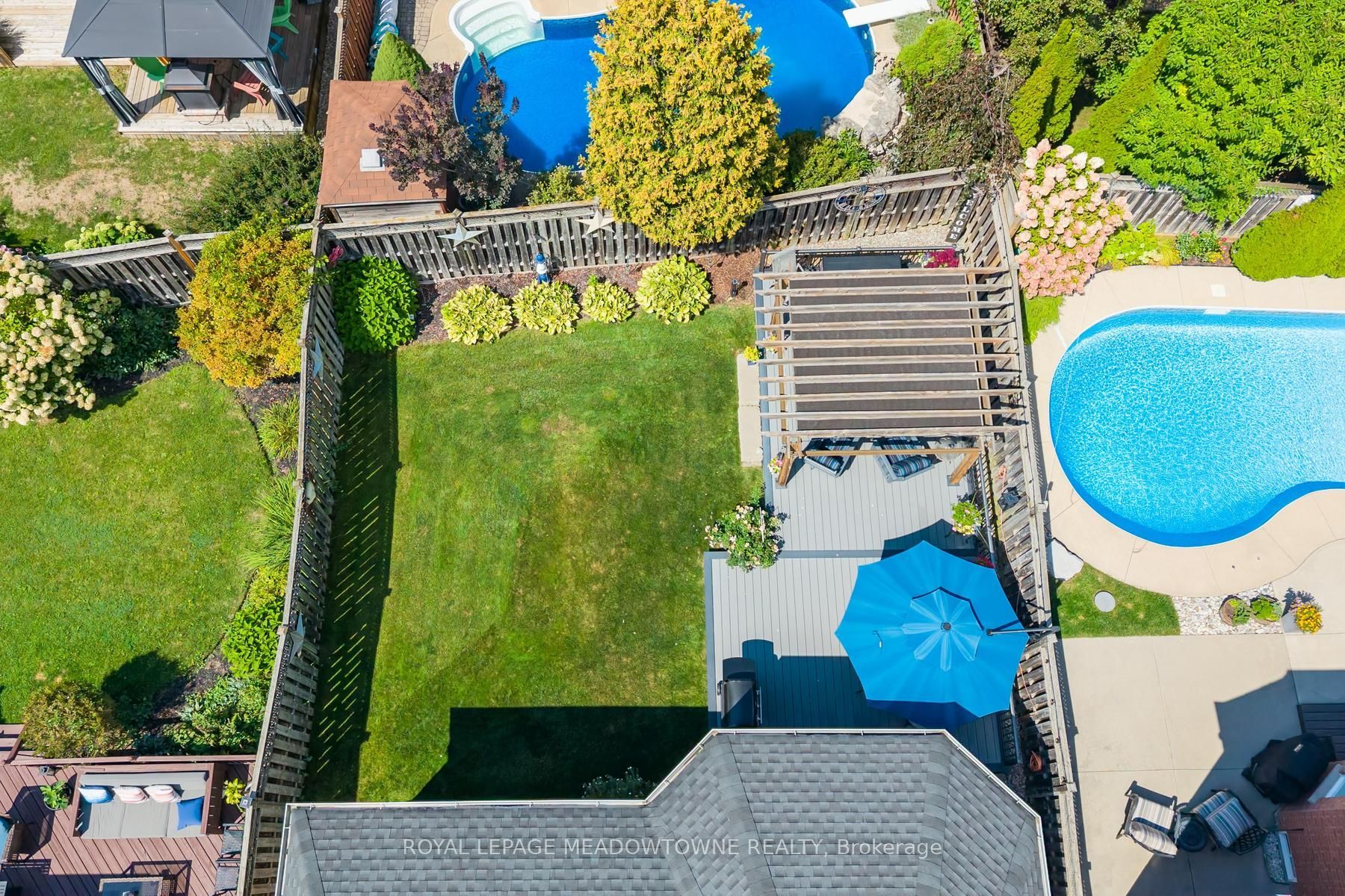 69 Chaplin Crescent, Halton Hills, ON L7G 5V6 photo 4