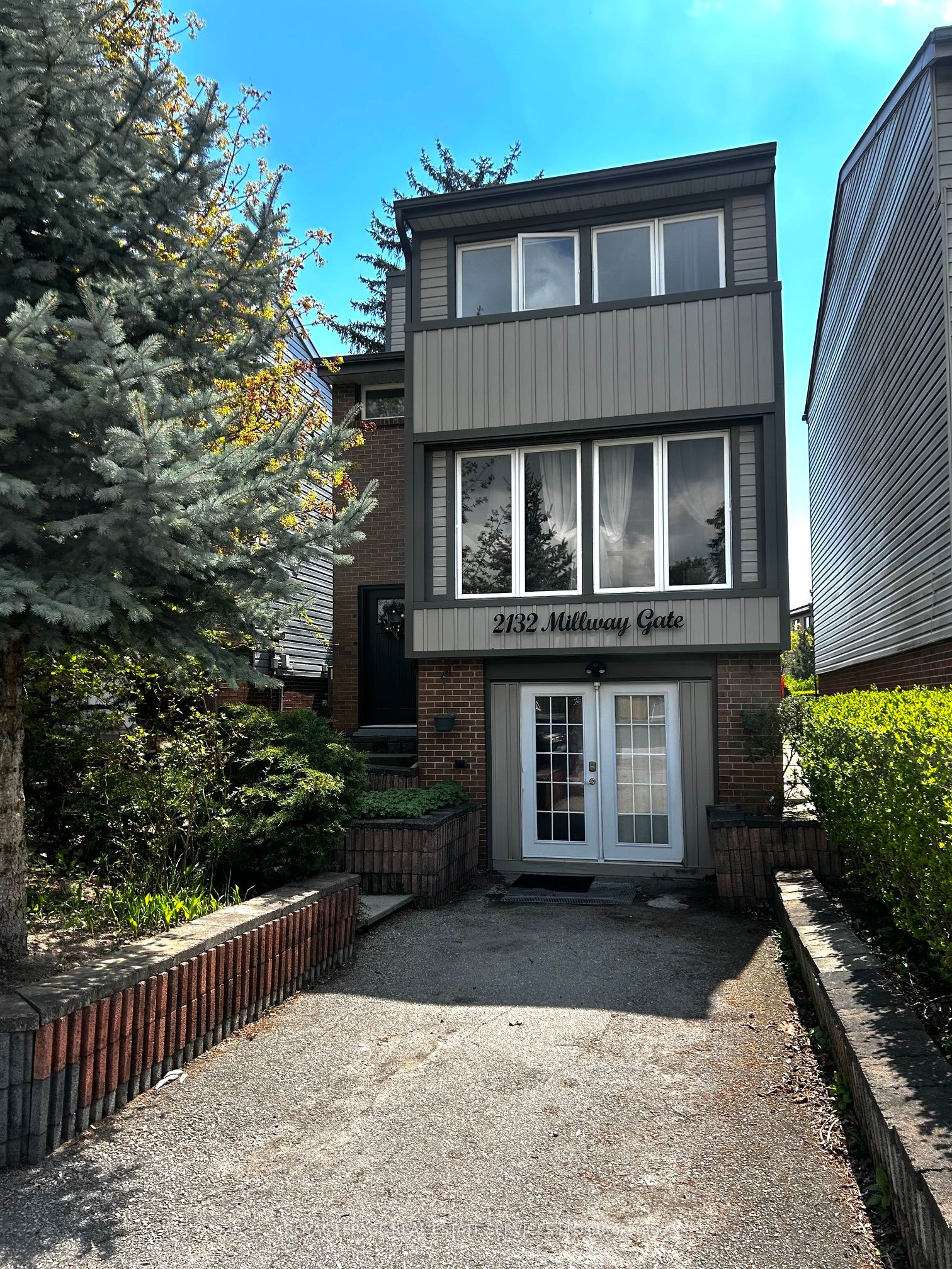 2132 Millway Gate, Mississauga, ON L5L 1R3
