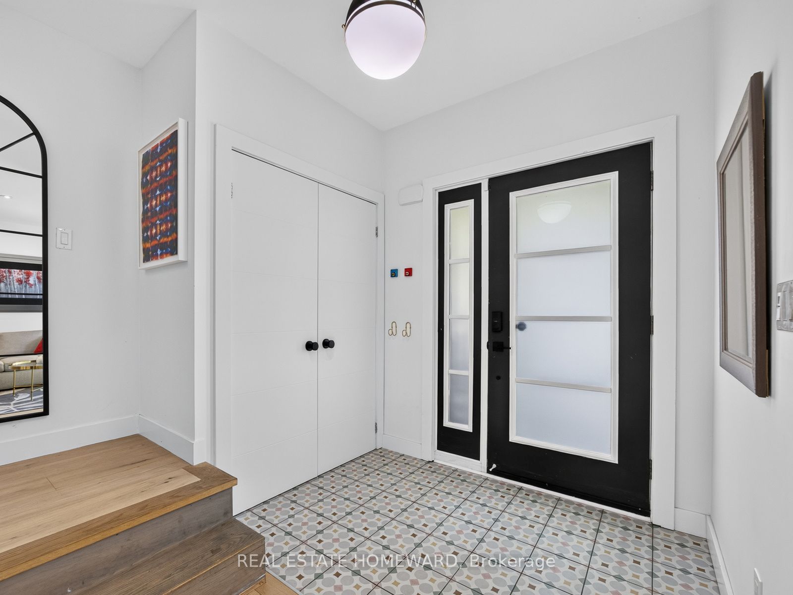 69 Ringley Avenue, Toronto, ON M8Y 1P3 photo 2