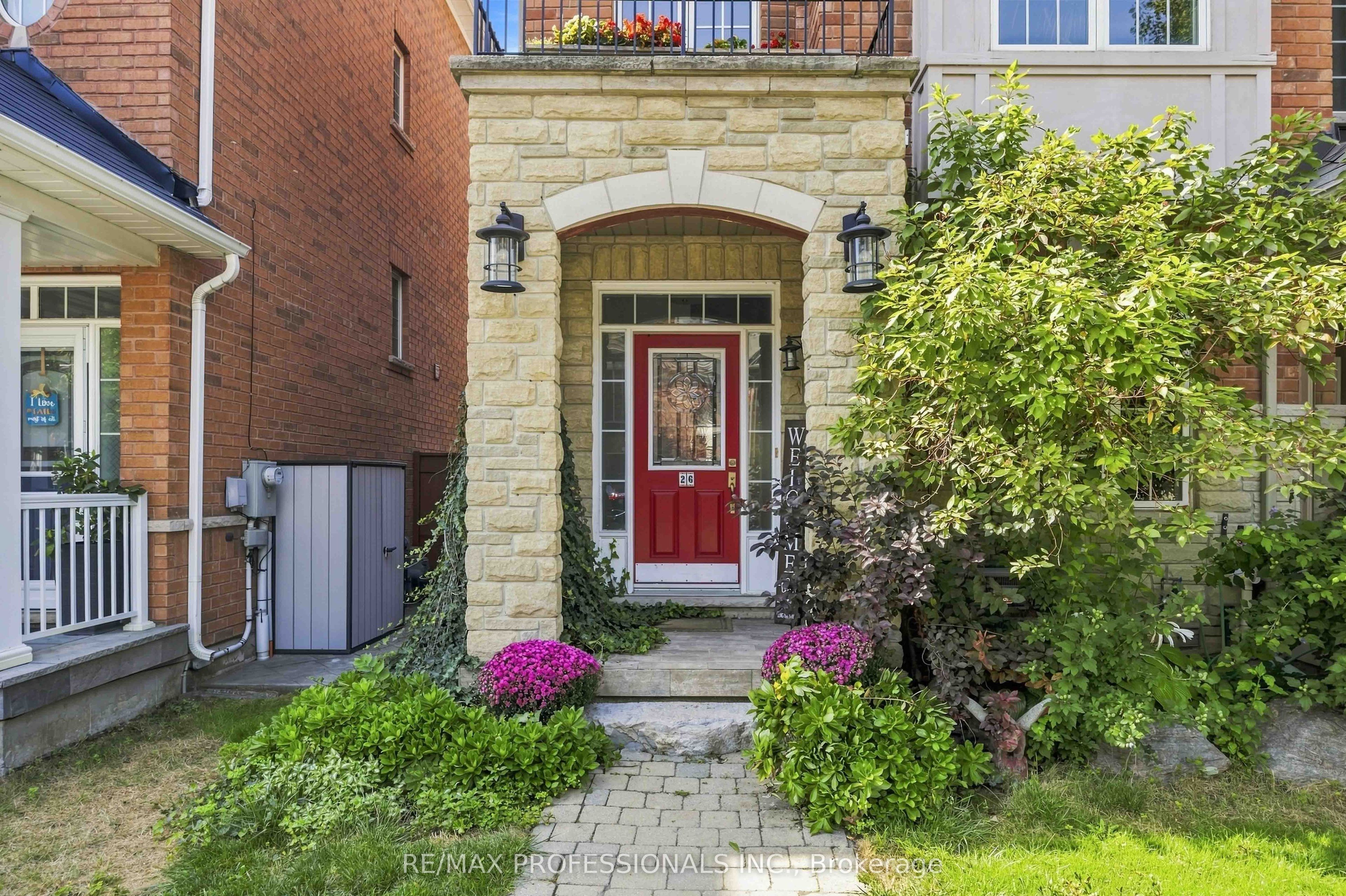 26 Abraham Welsh Road, Toronto, ON M9M 0B7 photo 2