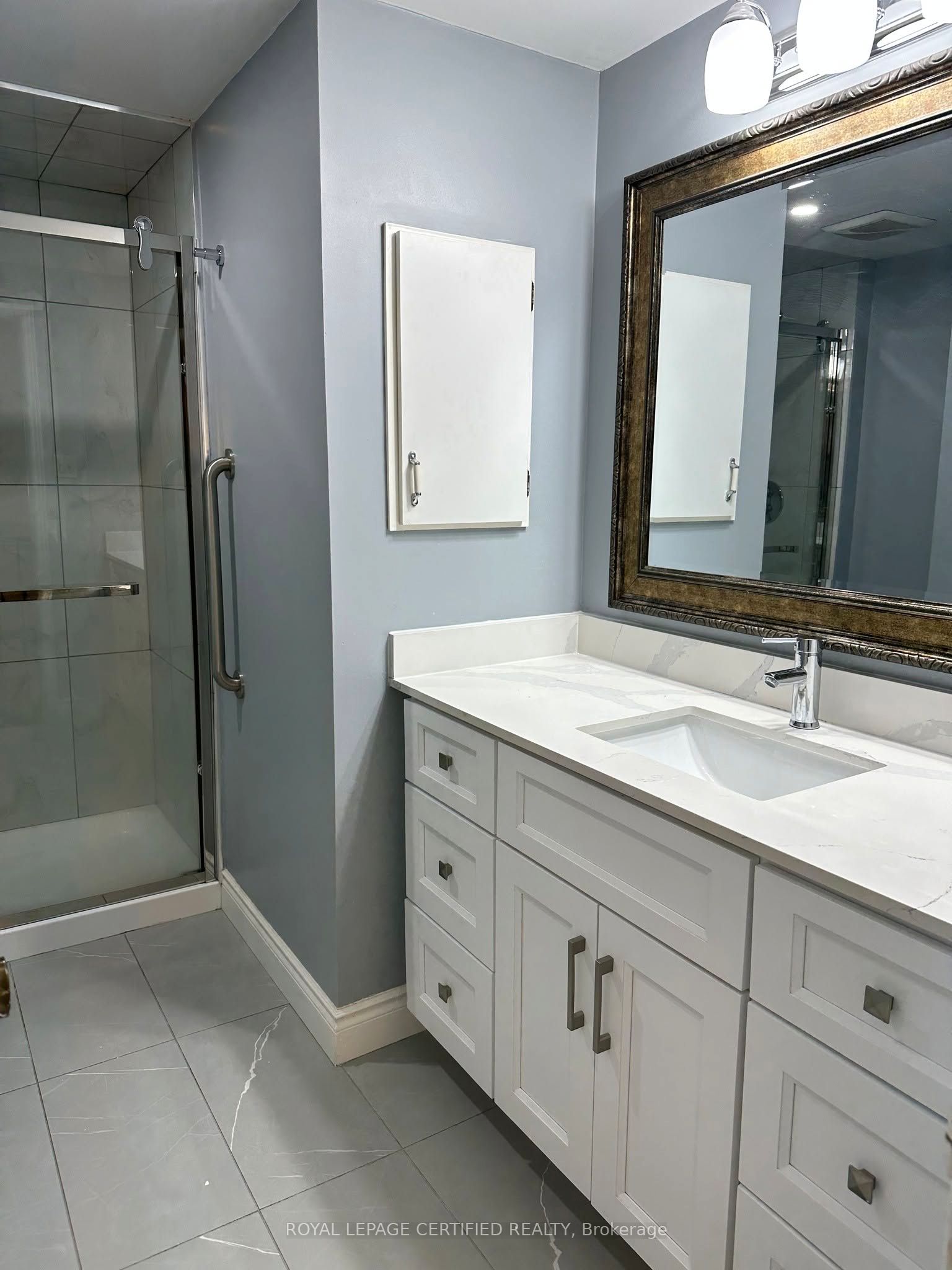 210 Ecclestone Drive Main, Brampton, ON L6X 3R1 photo 5