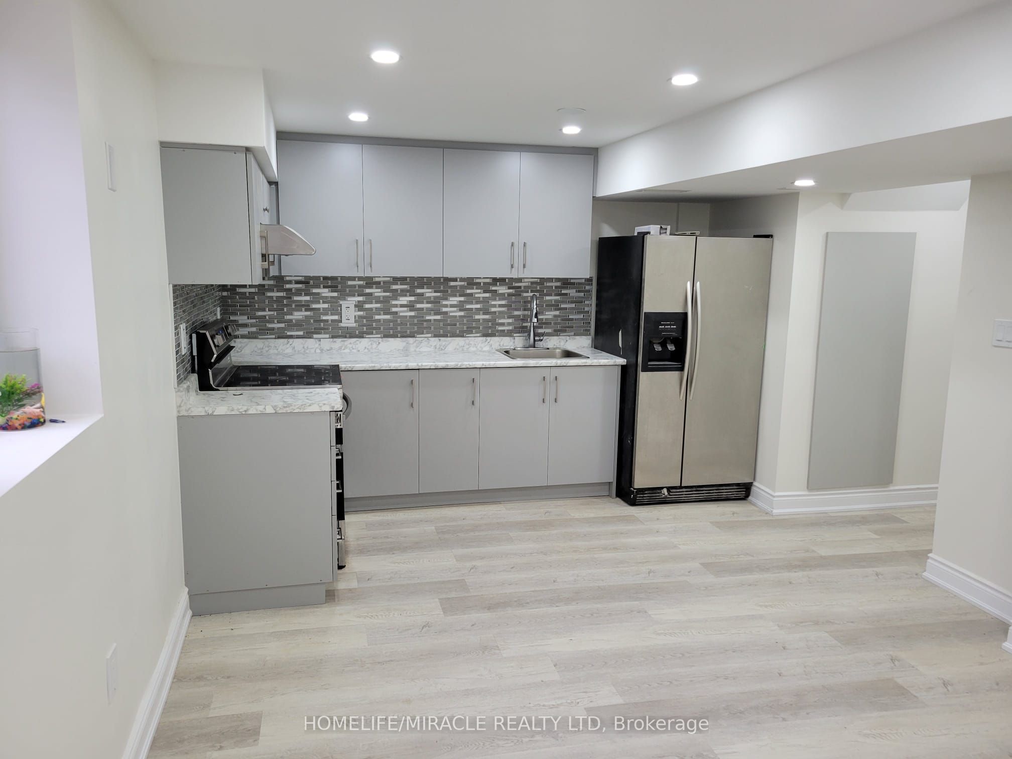 6959 Tassel Crescent Bsmt, Mississauga, ON L5W 1G9 photo 5