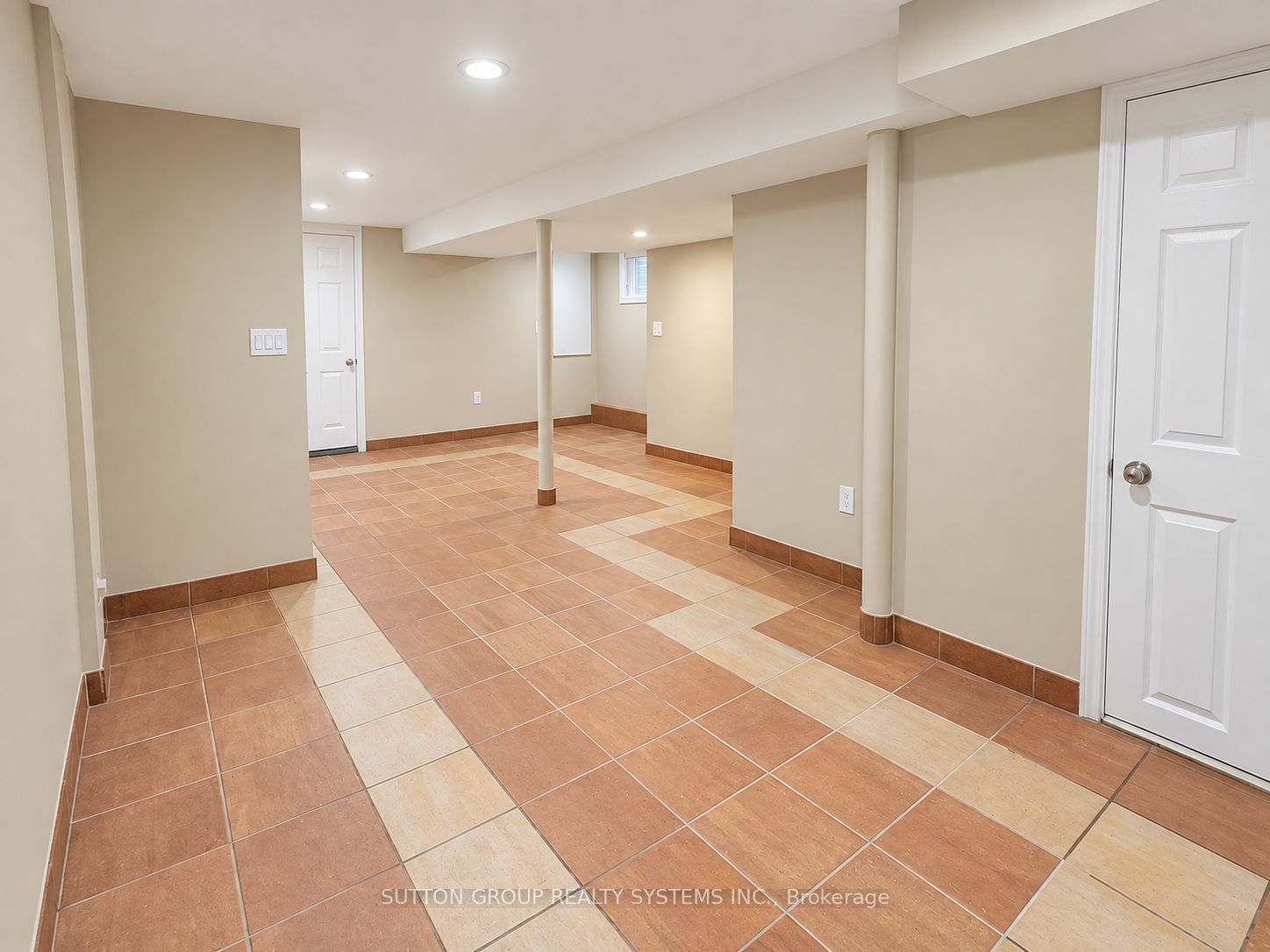 158 Blackthorn Avenue, Toronto, ON M6N 3H8 photo 3