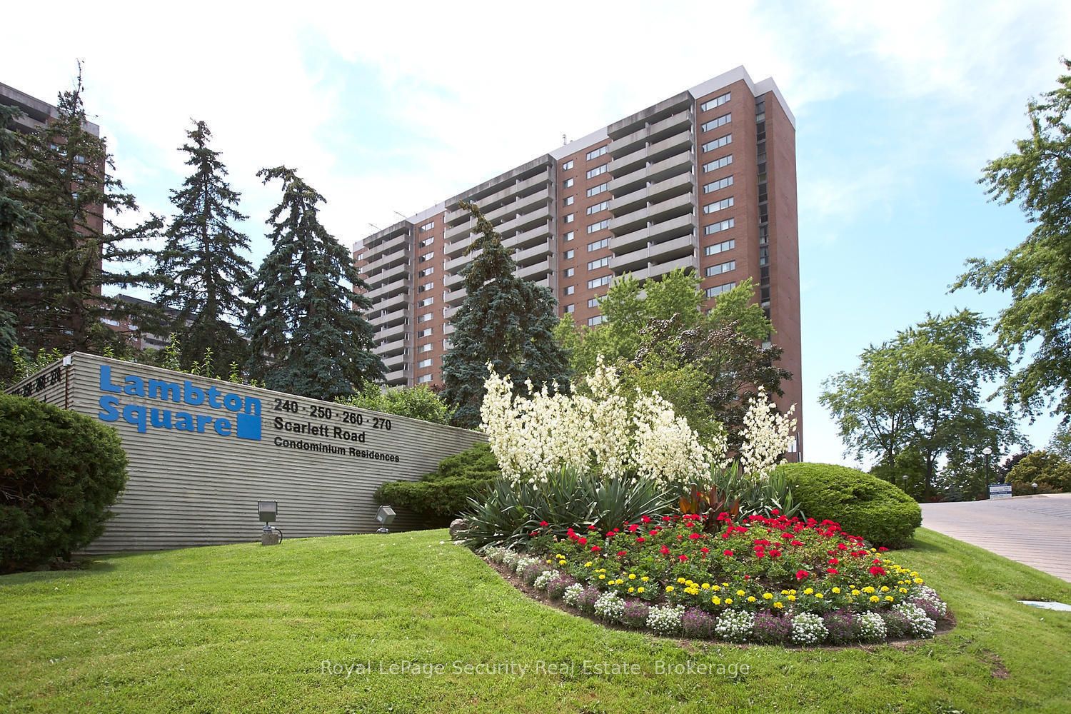 260 Scarlett Road 608, Toronto, ON M6N 4X6