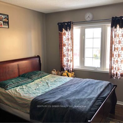 68 Seaside Circle Main & 2nd Level, Brampton, ON L6R 2G8 photo 5