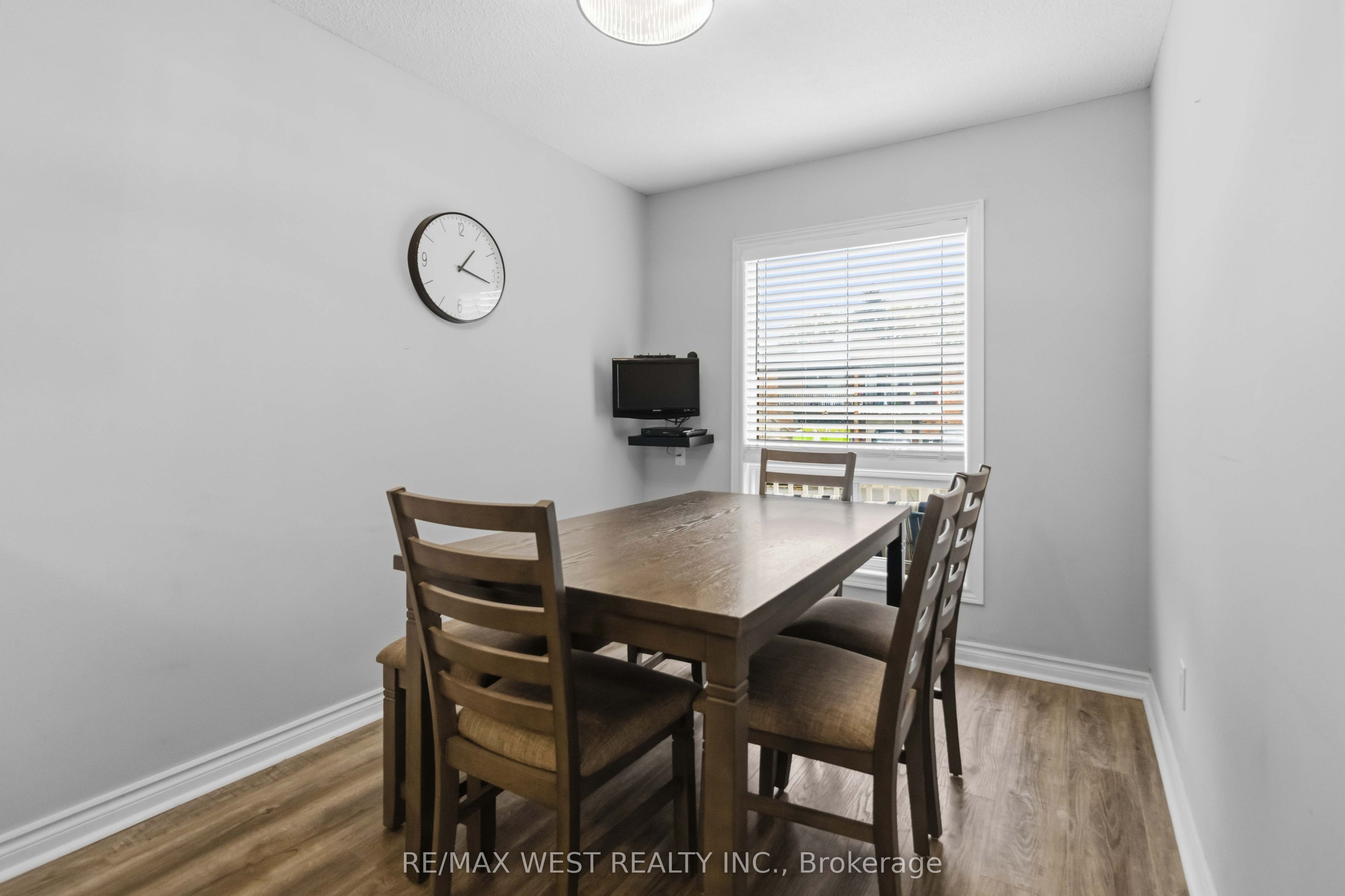41 Winterfold Drive, Brampton, ON L6V 3S8 photo 4