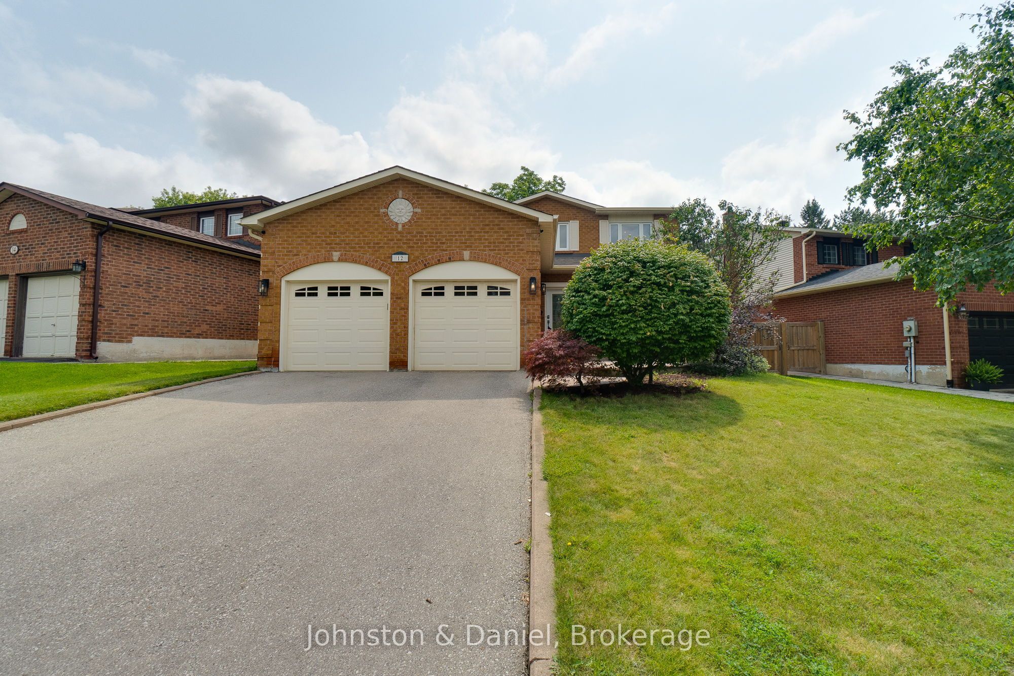 12 Jason Crescent, Halton Hills, ON L7G 4Z4 photo 3