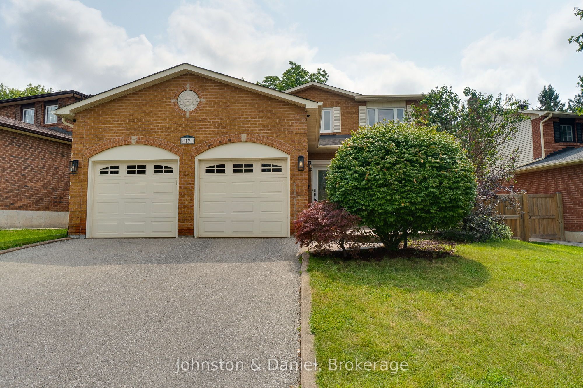 12 Jason Crescent, Halton Hills, ON L7G 4Z4 photo 4