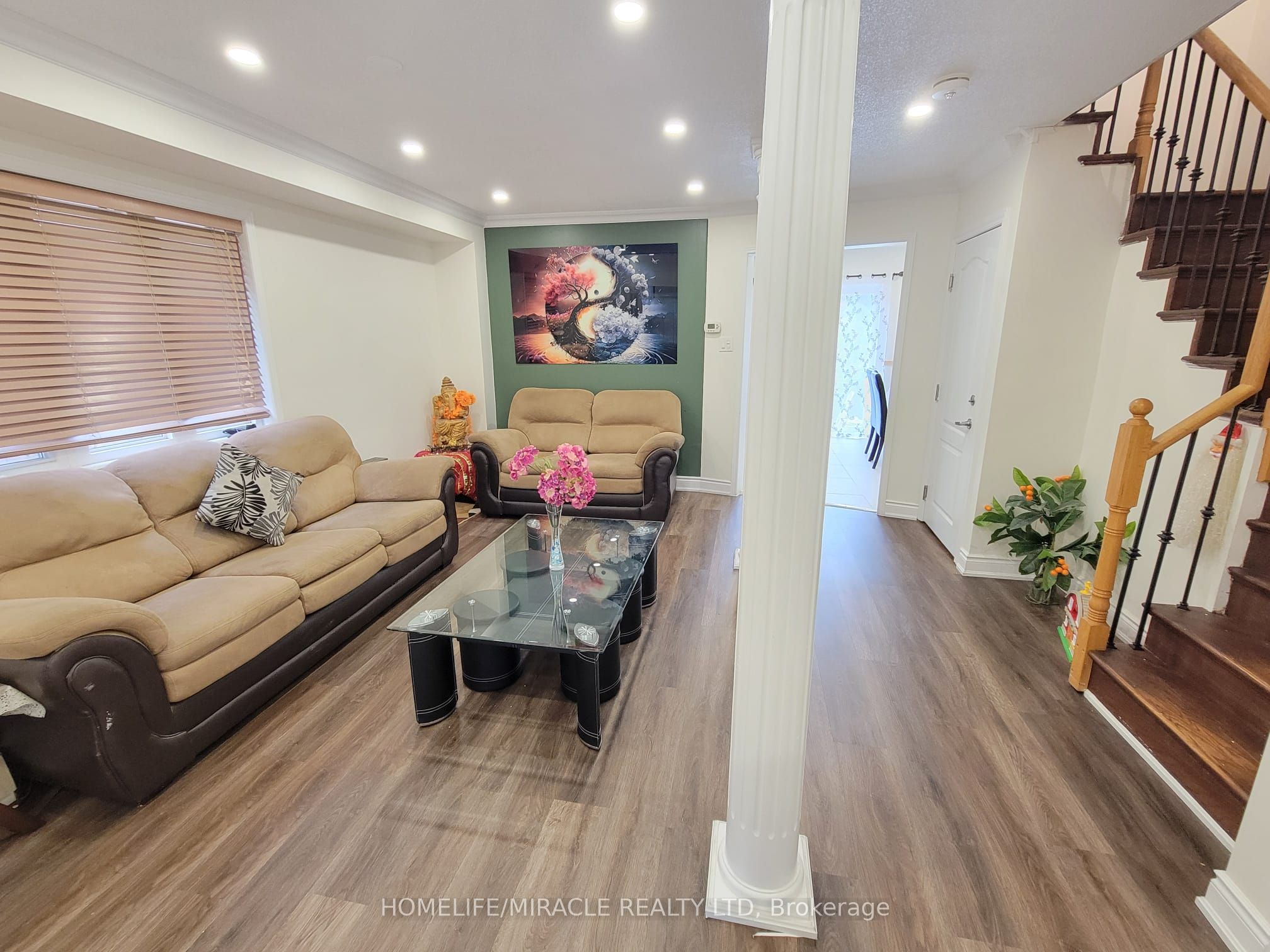 6959 Tassel Crescent Upper, Mississauga, ON L5W 1G9 photo 4