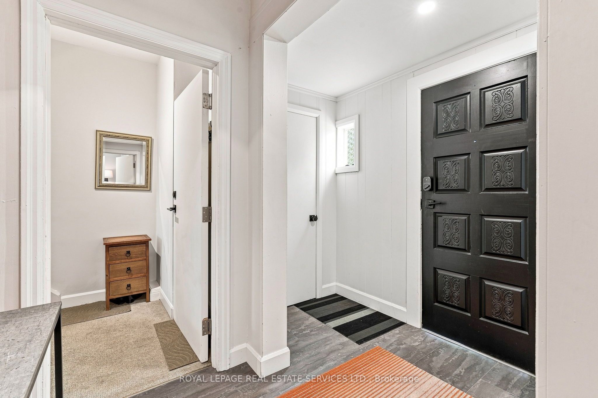 372 Trafalgar Road, Oakville, ON L6J 3H5 photo 3