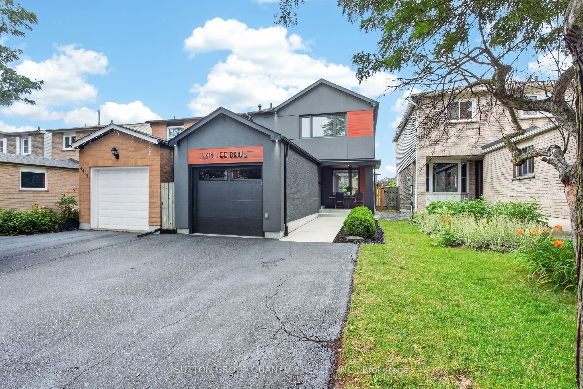 4413 Lee Drive, Mississauga, ON L4W 4A9 photo 3