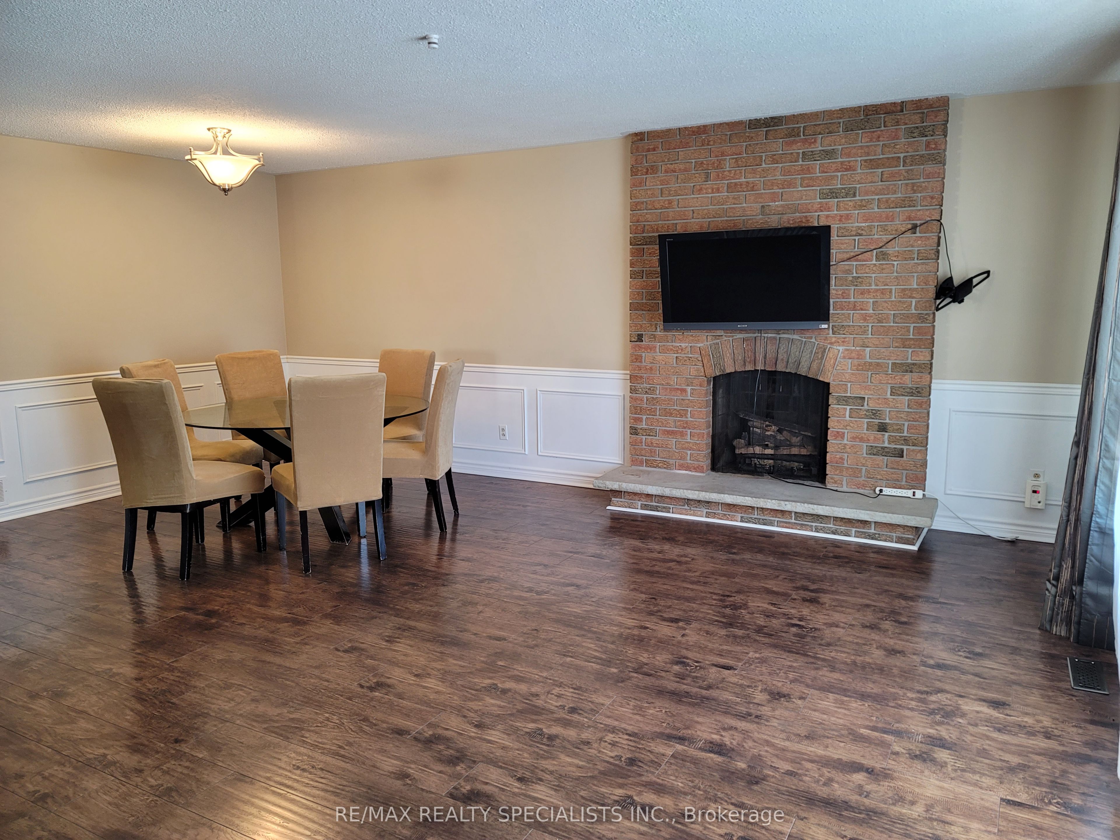 6795 Shelter Bay Road, Mississauga, ON L5N 1T7 photo 4