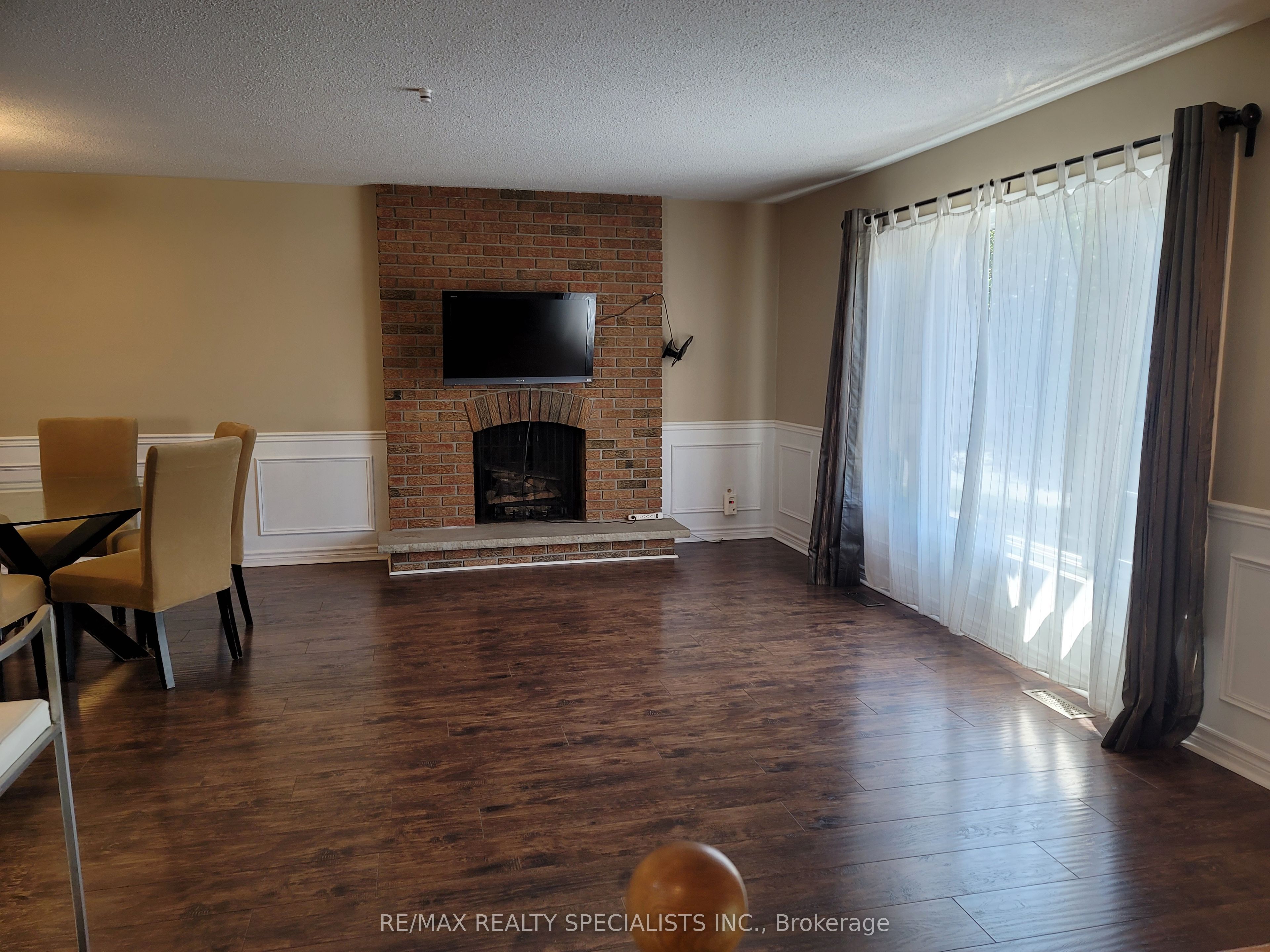 6795 Shelter Bay Road, Mississauga, ON L5N 1T7 photo 5