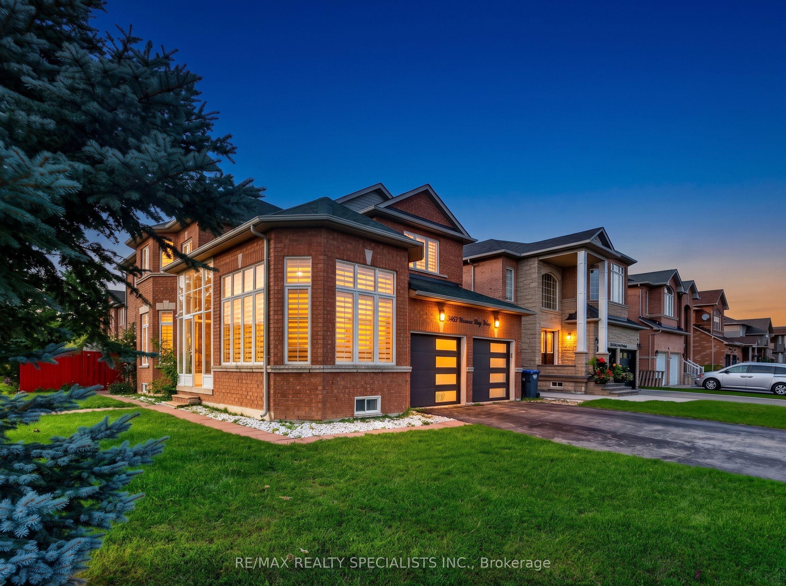 3463 Crimson King Circle, Mississauga, ON L5N 8M9 photo 2