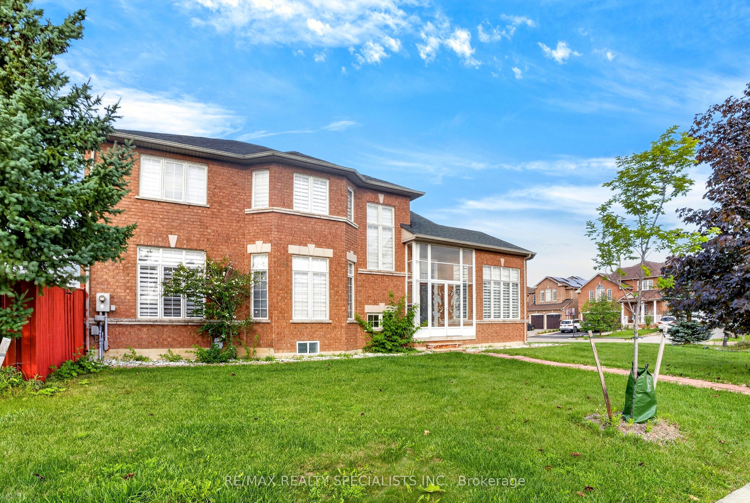 3463 Crimson King Circle, Mississauga, ON L5N 8M9 photo 5