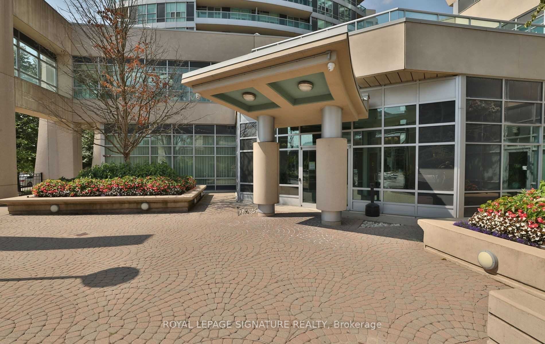 1 Elm Drive W 1605, Mississauga, ON L5B 4M1 photo 2