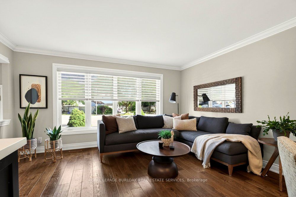 1346 Roylen Road, Oakville, ON L6H 1V4 photo 5