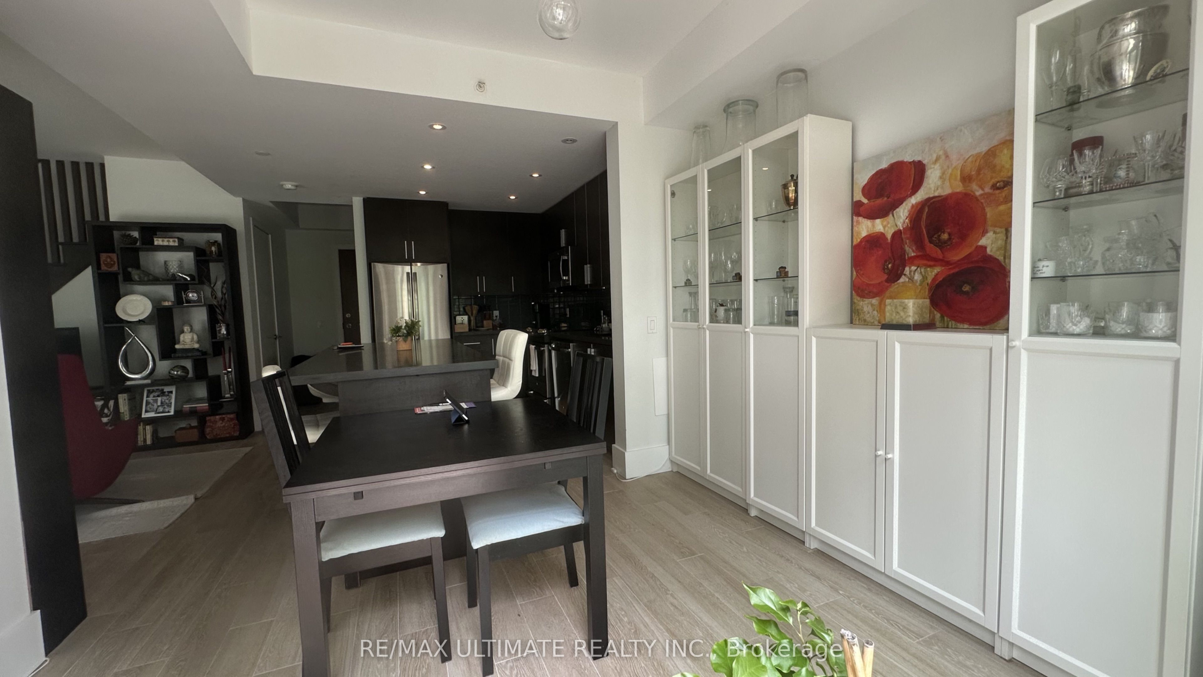 2212 Lake Shore Boulevard W TH01, Toronto, ON M8V 0C2 photo 5