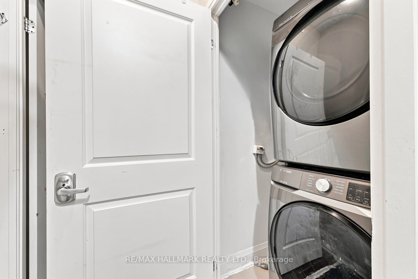 25 Fontenay Court 905, Toronto, ON M9A 0C4 photo 5