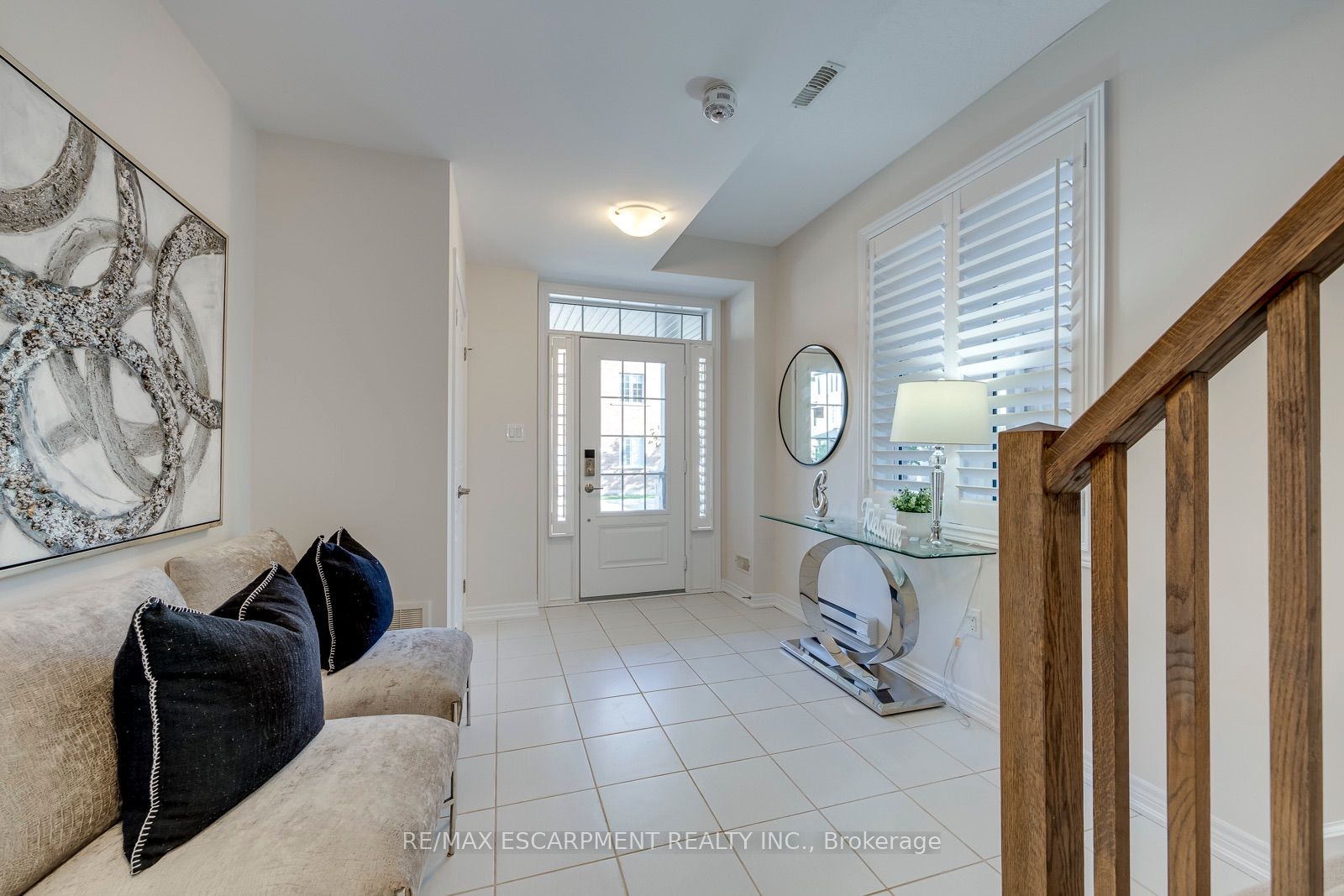 393 Grantham Common, Oakville, ON L6H 7E3 photo 4