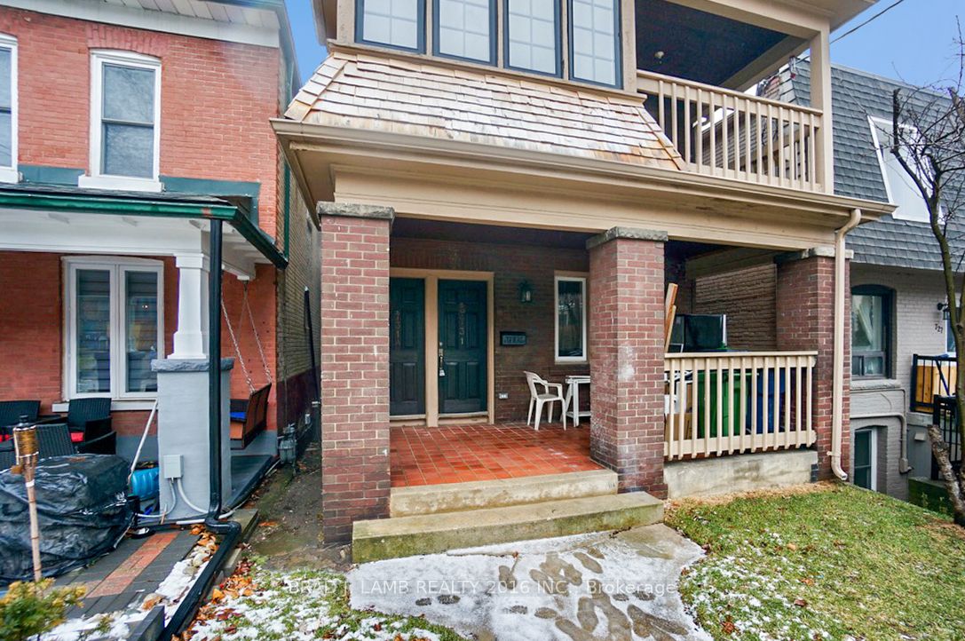 731 Indian Road 3, Toronto, ON M6P 2C9 photo 2