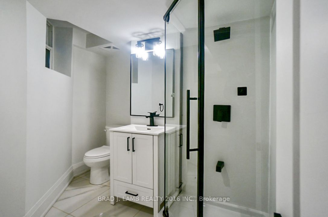 731 Indian Road 3, Toronto, ON M6P 2C9 photo 5