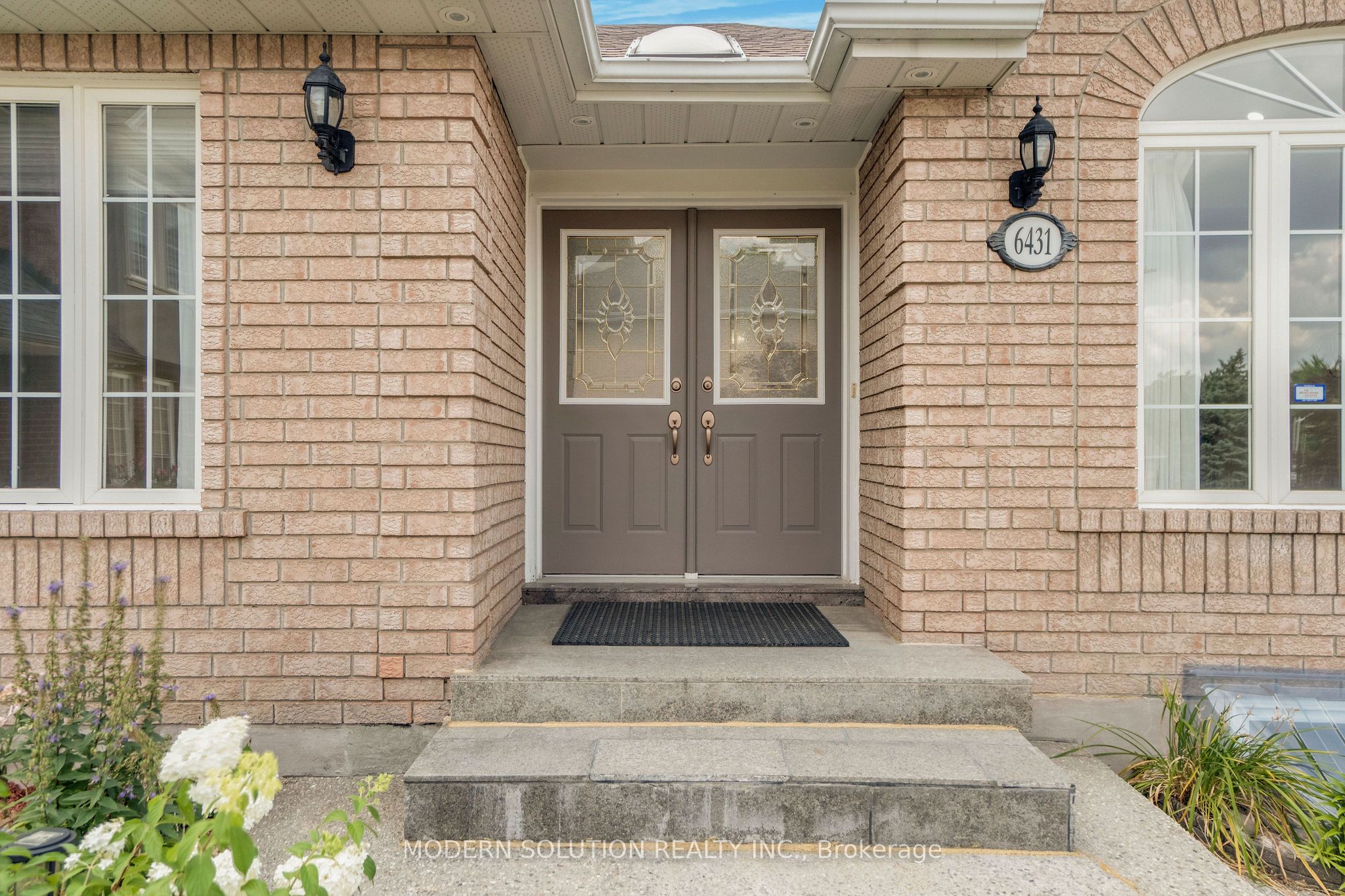 6431 Tenth Line W, Mississauga, ON L5N 7J5 photo 5