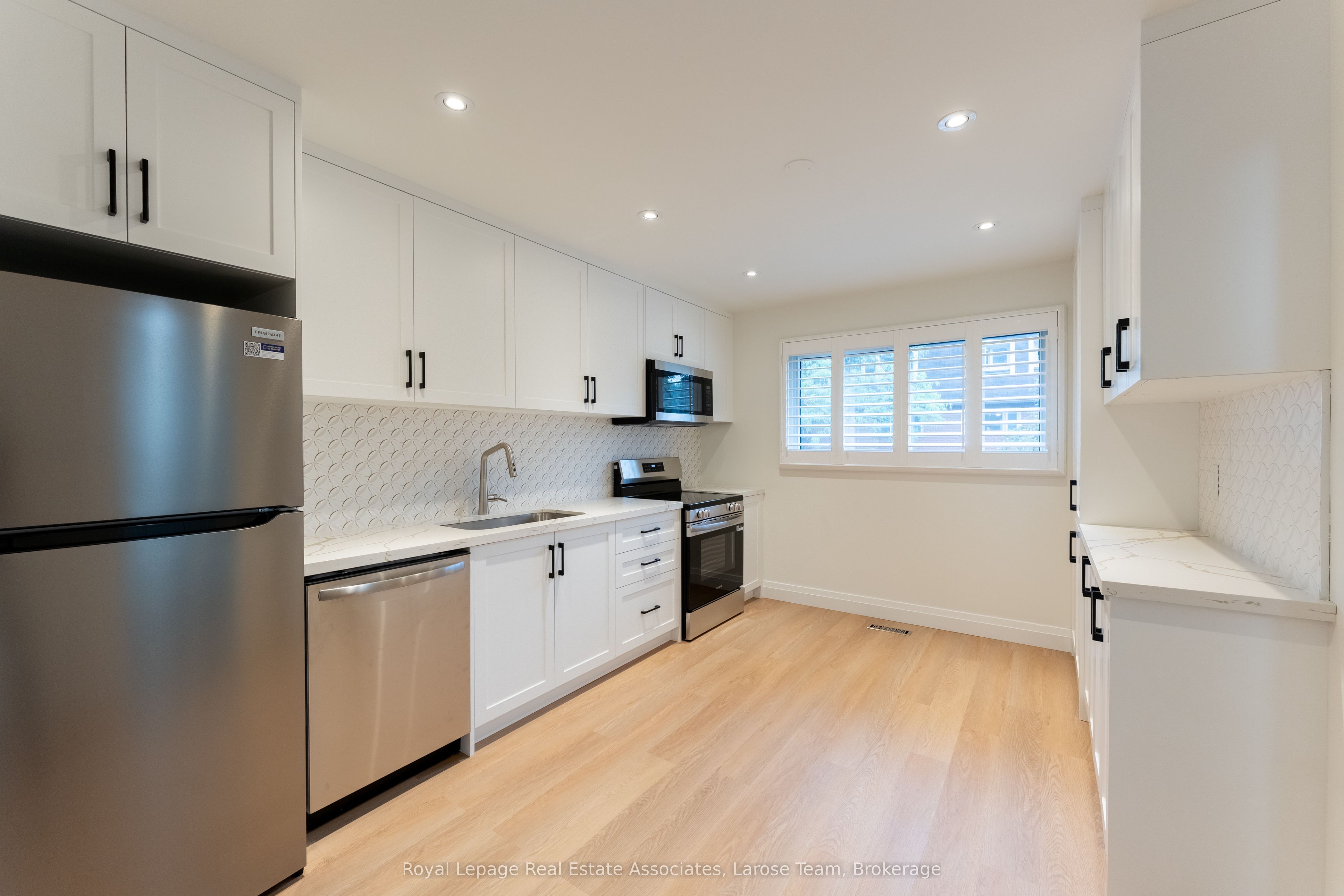58 Silver Shadow Path, Toronto, ON M9C 4Y2 photo 3